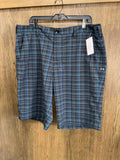 Under Armour Golf Shorts ~ Size 40