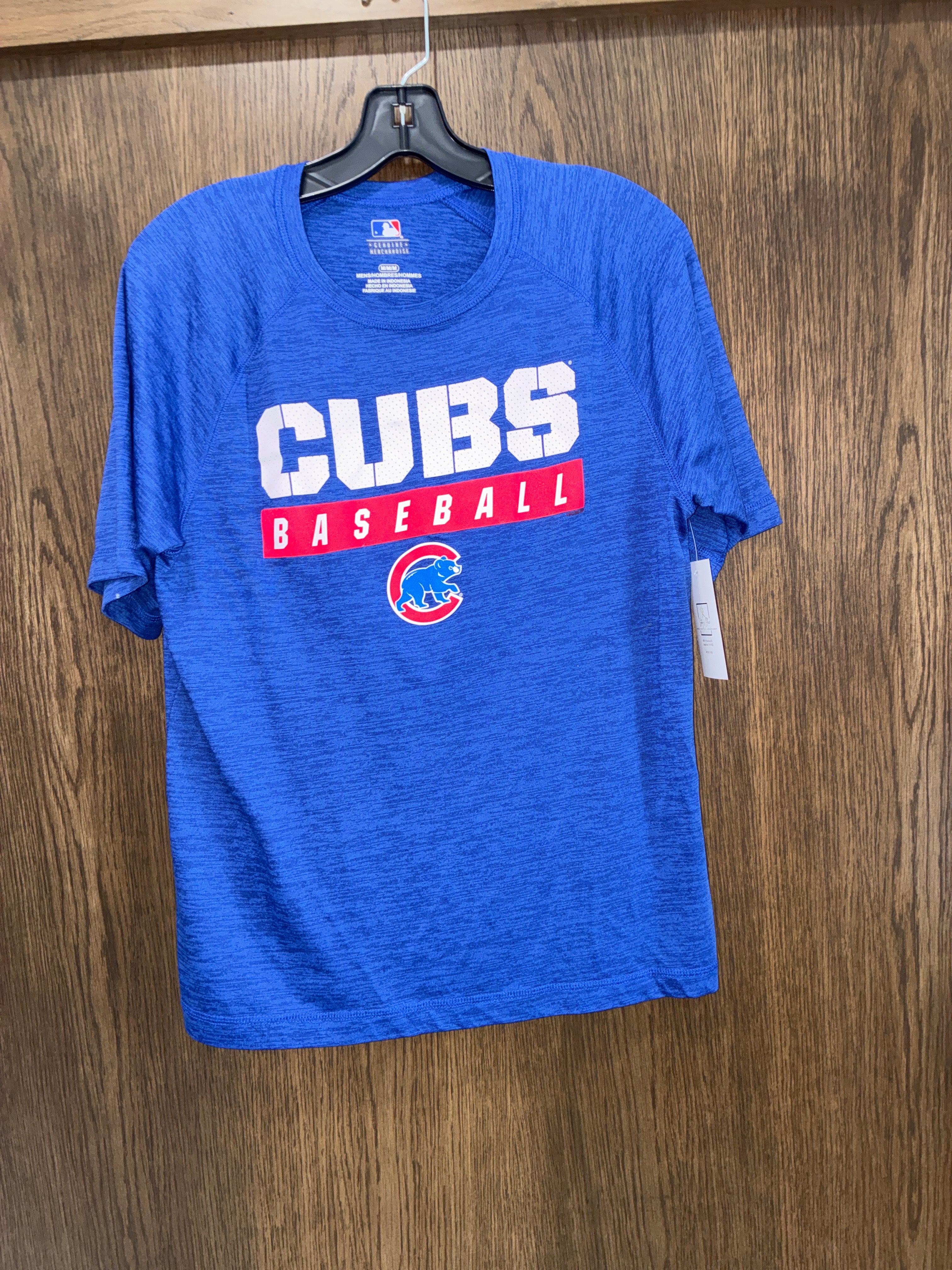 Men’s T-Shirt Size Medium