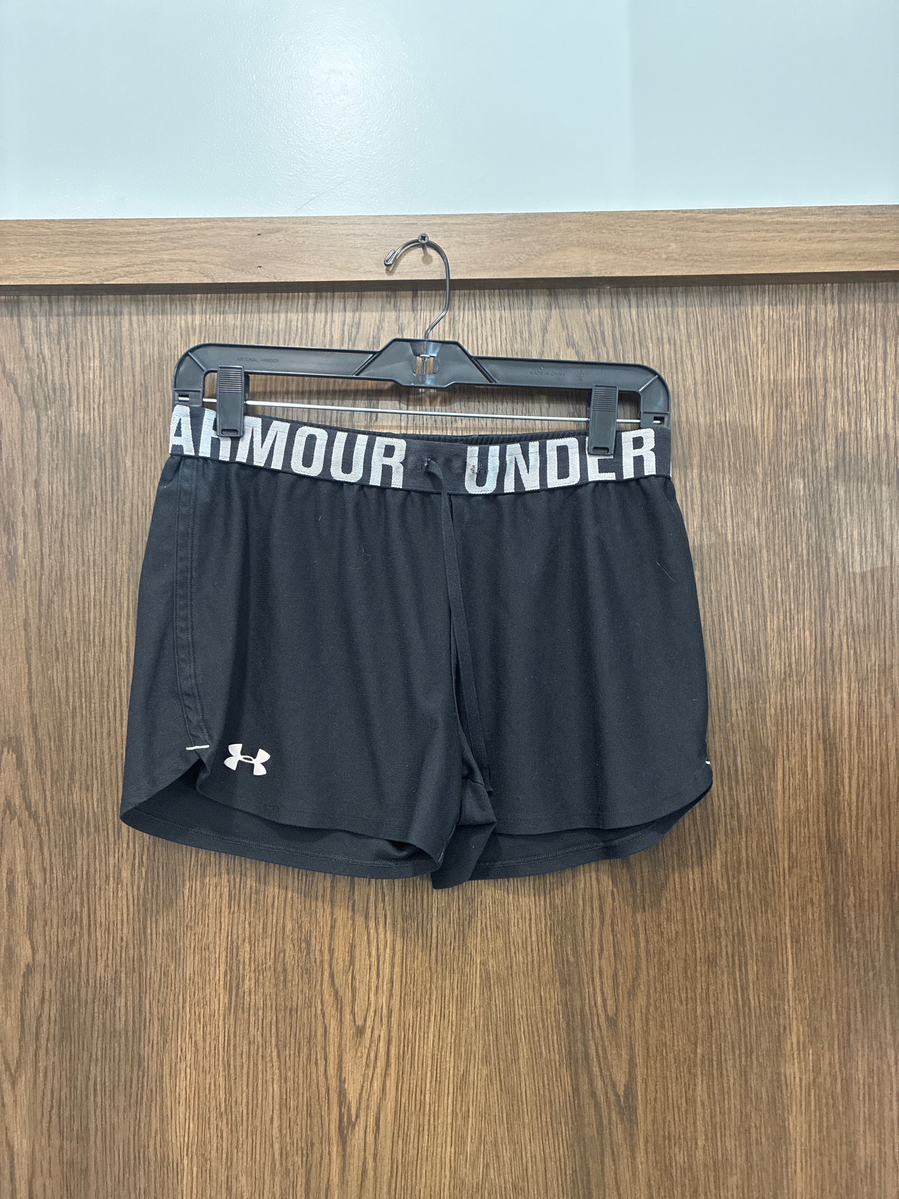 Women’s Under Armour Play Up Shorts Size Small