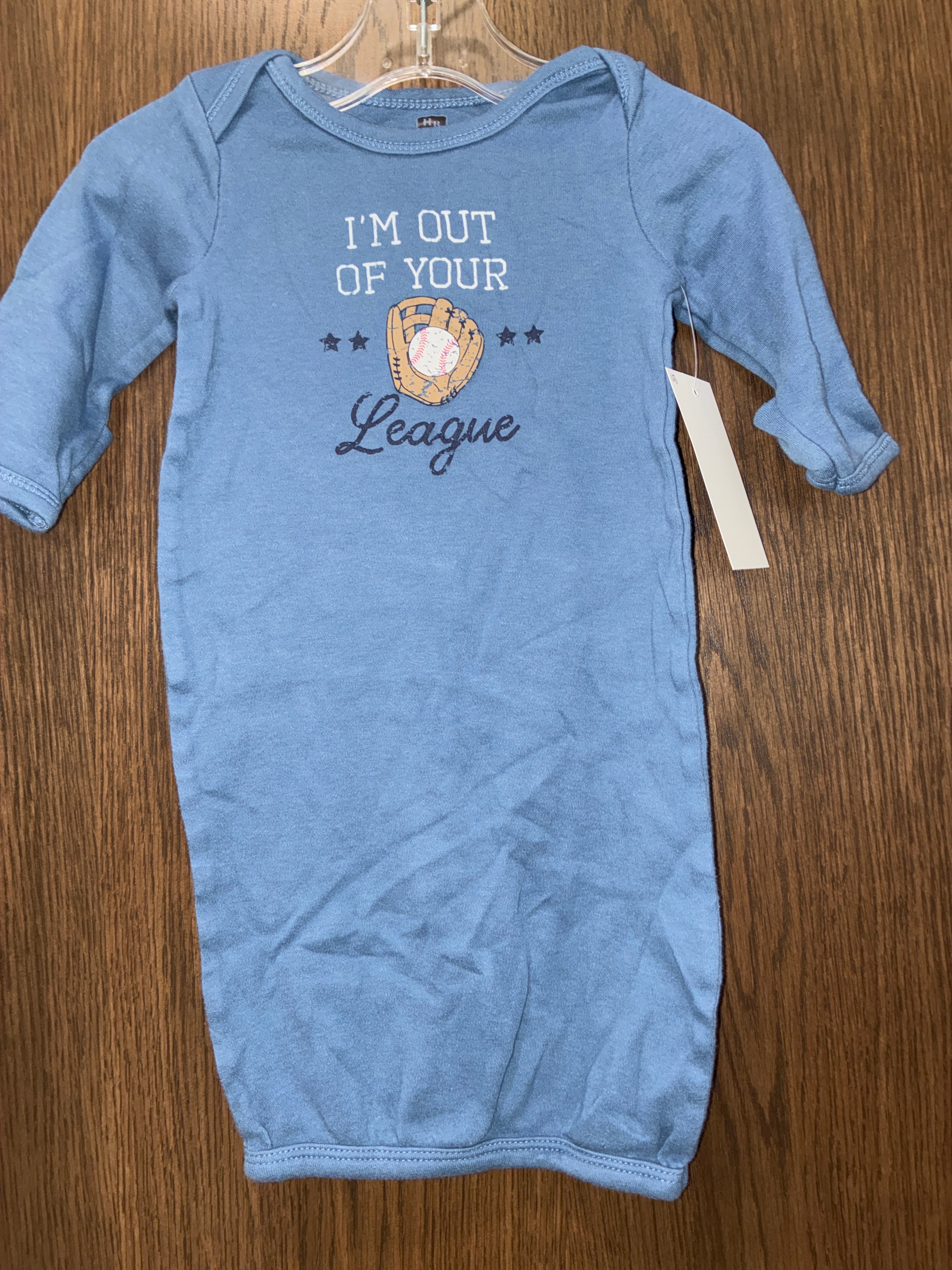 I’m out of your league sleep gown size 0-6M
