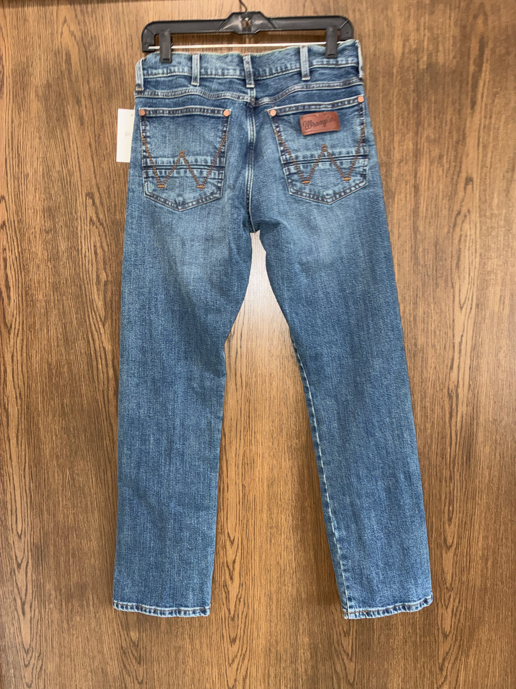 Men’s Wrangler Retro Slim Straight Jeans Size 29/32