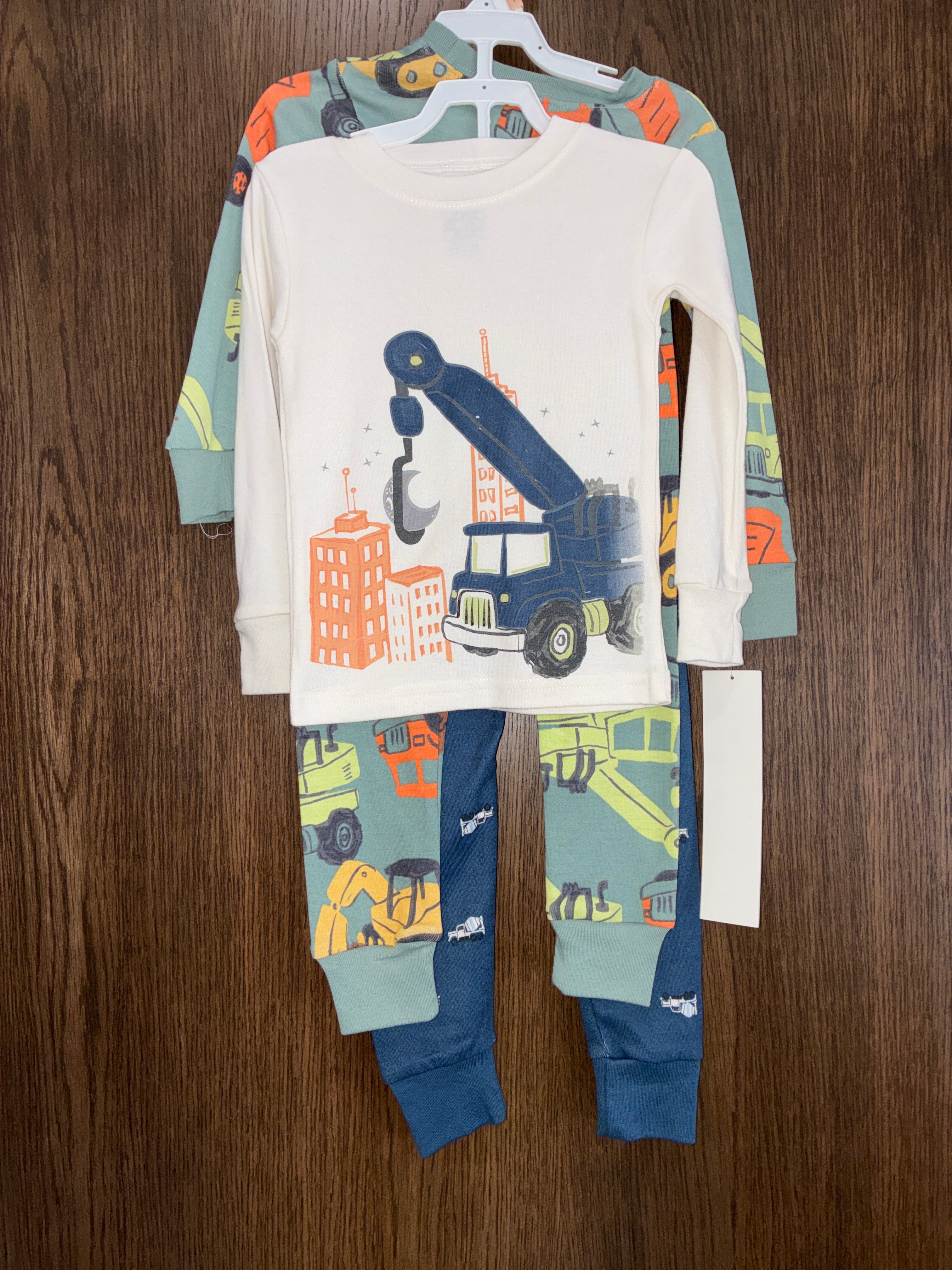 Carters double set pajamas NWT Size 2T