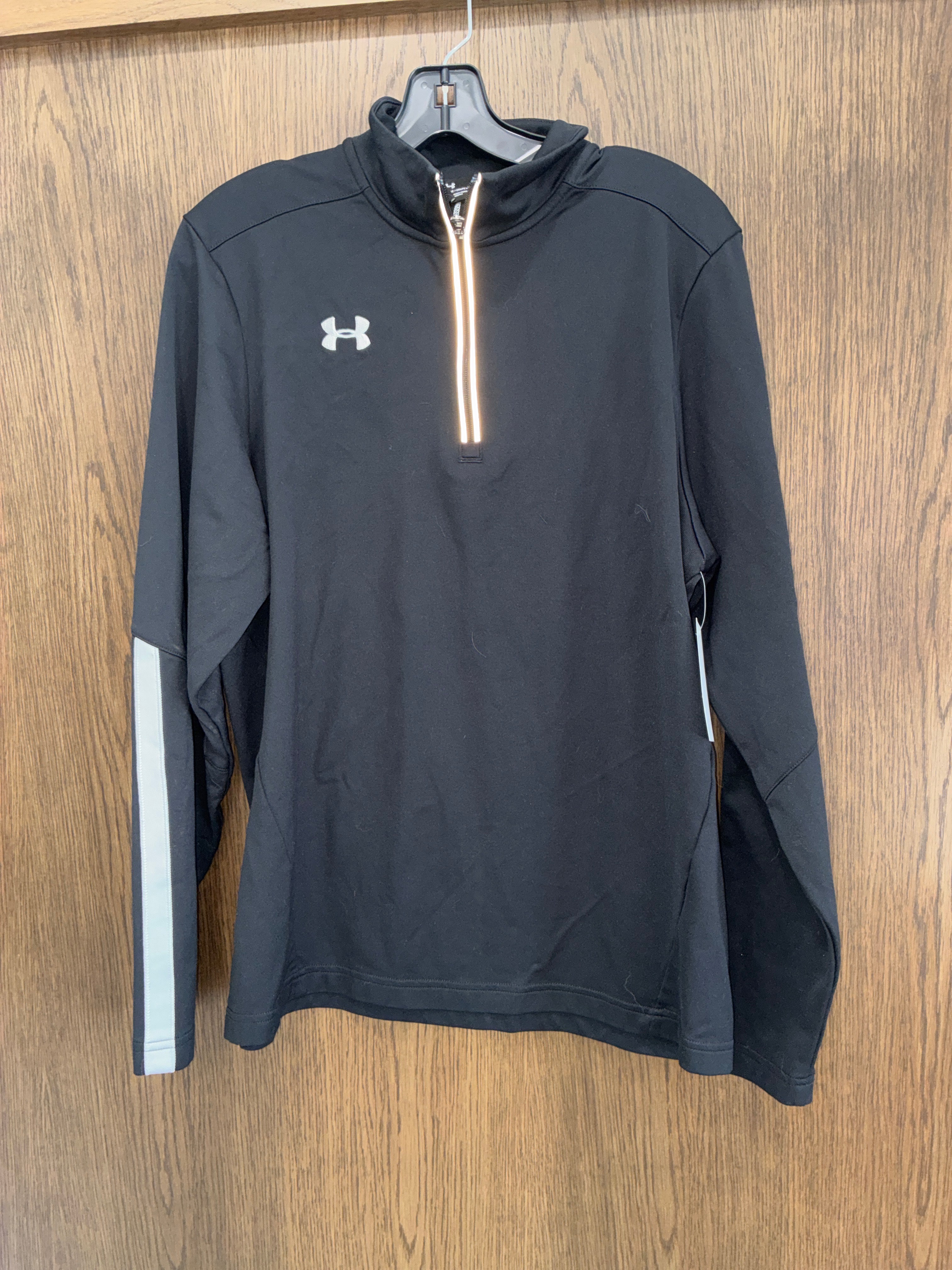 Men’s Under Armour Long Sleeve Quarter Zip Size Medium