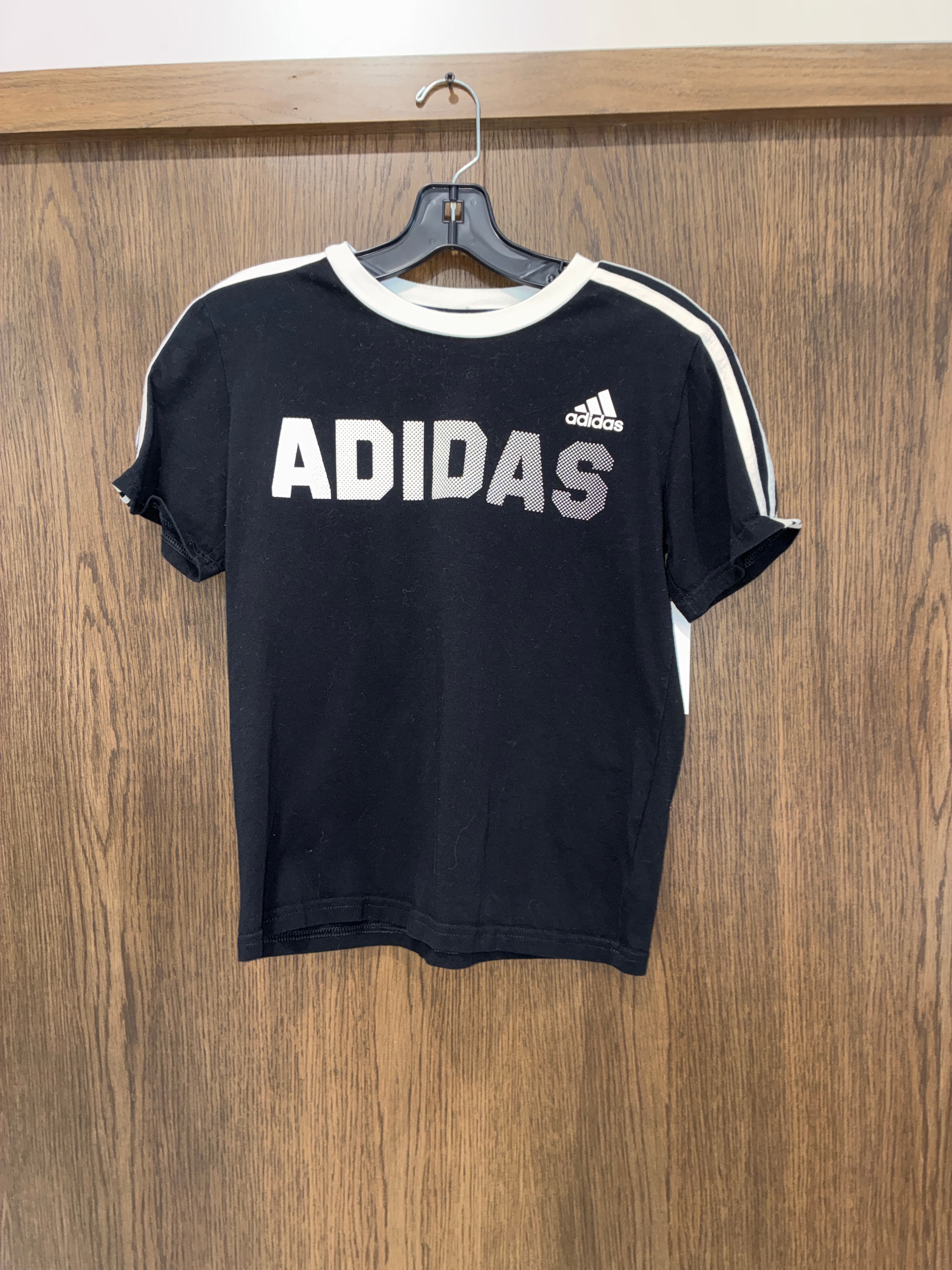 Boy’s Adidas T-shirt size Youth Medium