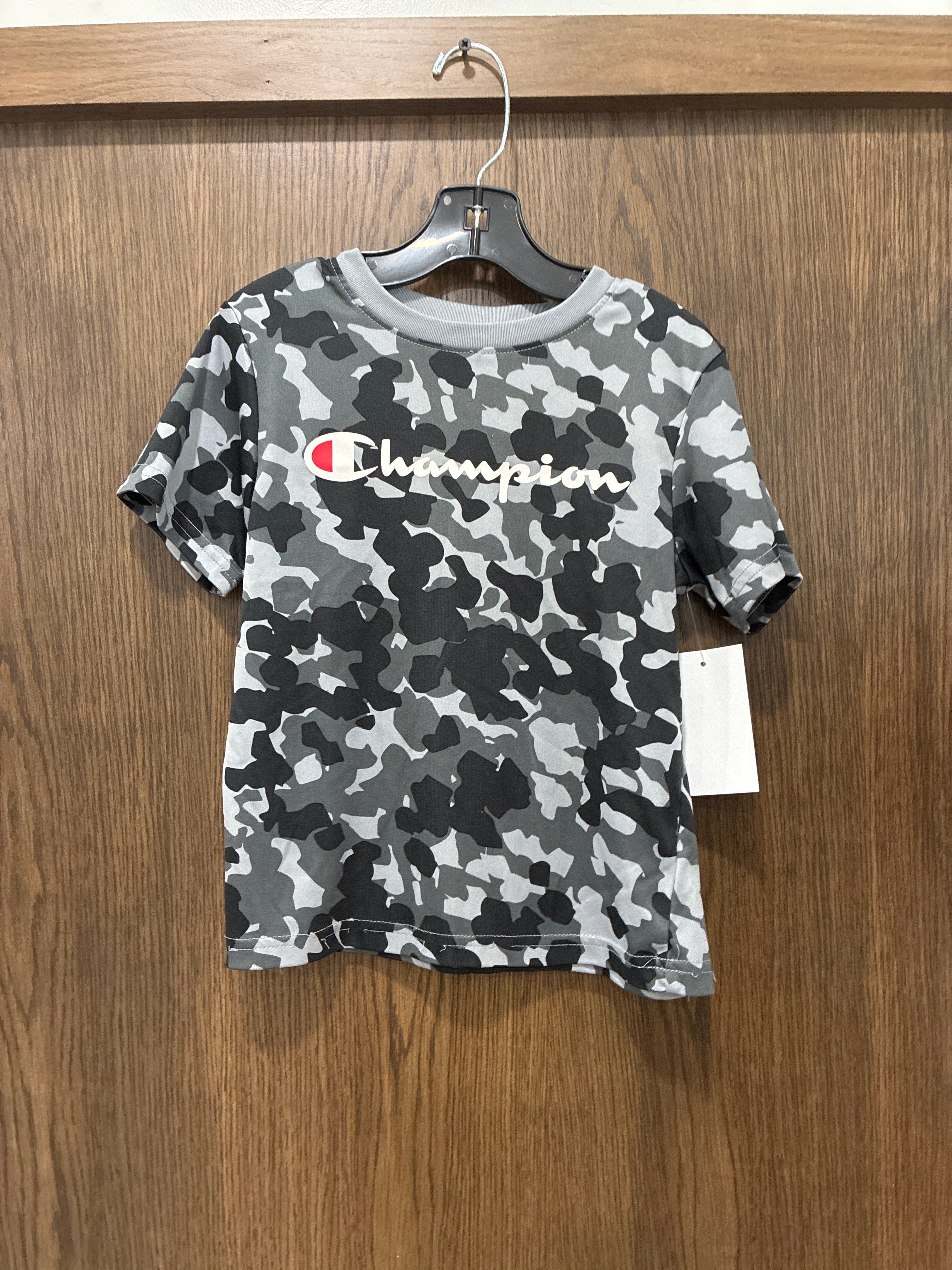 Boys champion shirt size 5