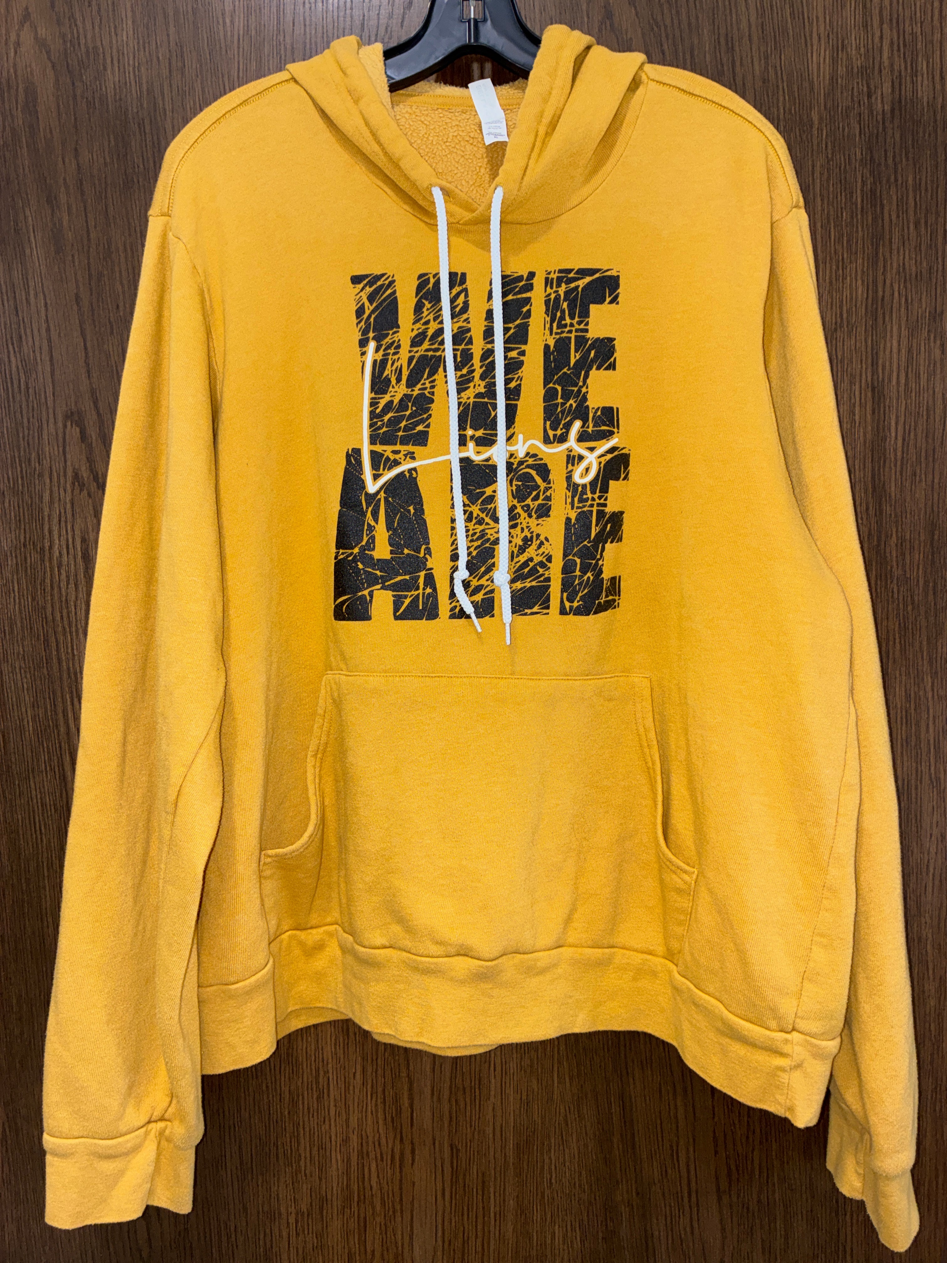 Women’s Loogootee Lions Hoodie size XL