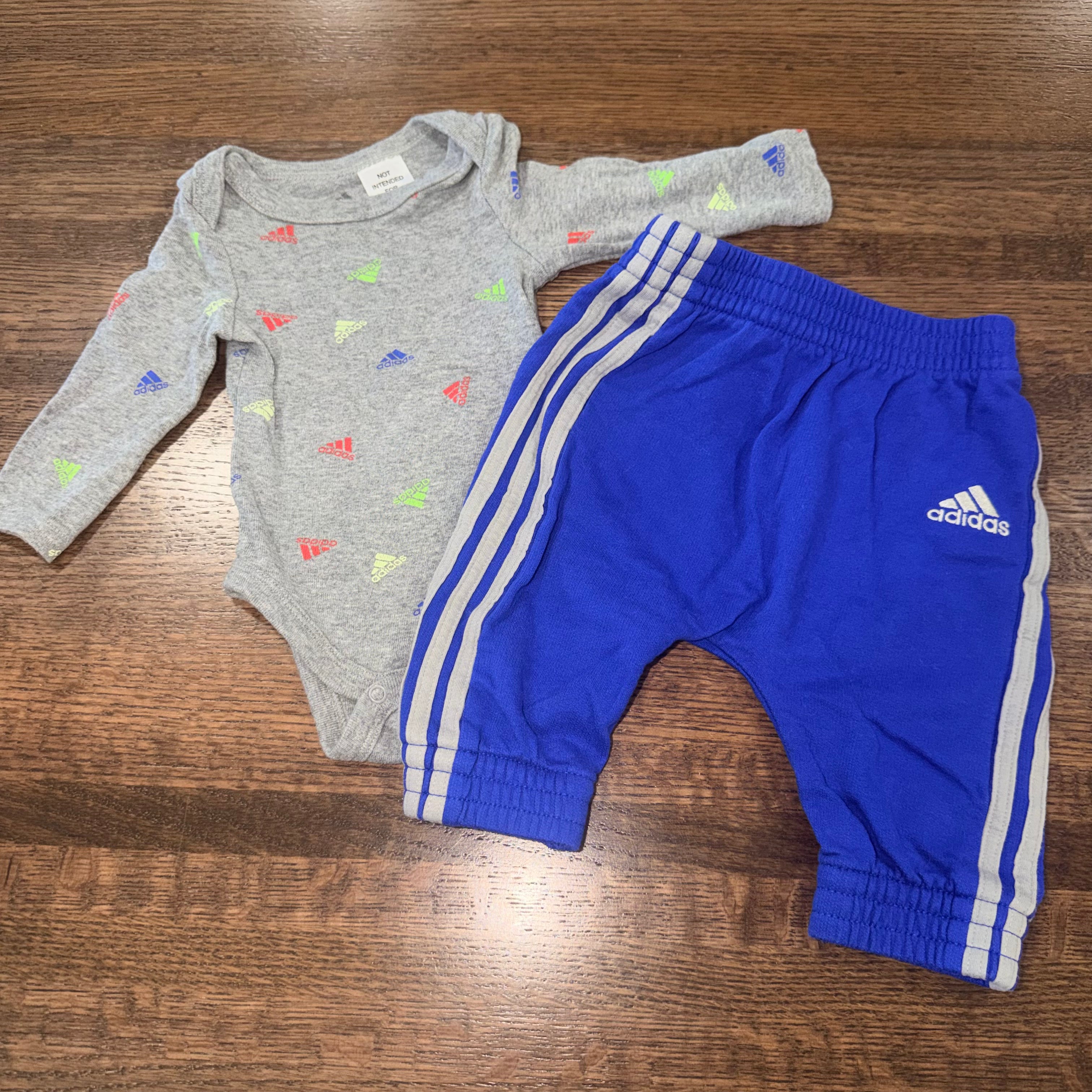 Adidas Baby Boys Onesie & Jogger Set Size 3 Months