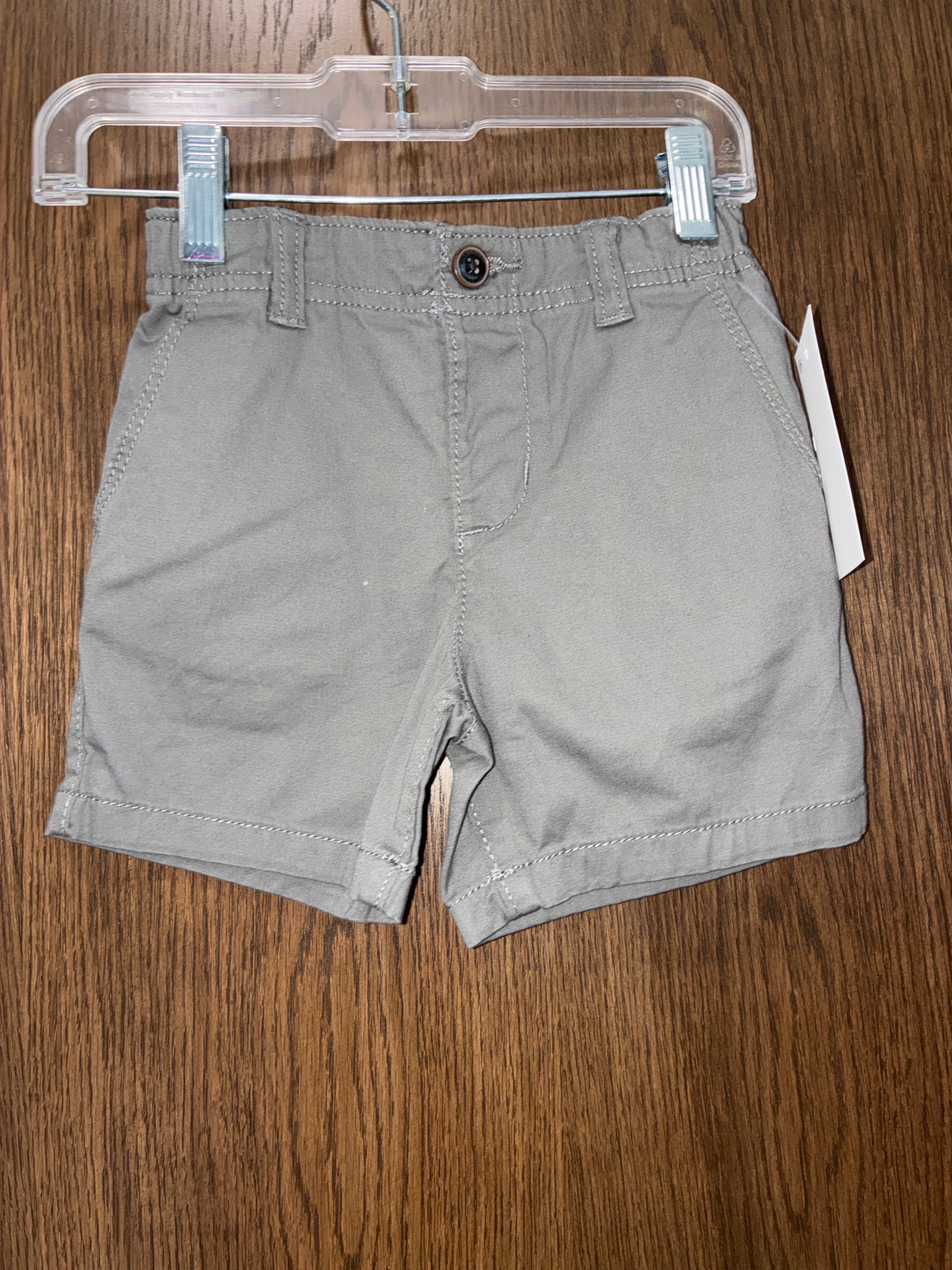 Boys Oshkosh shorts size 18M