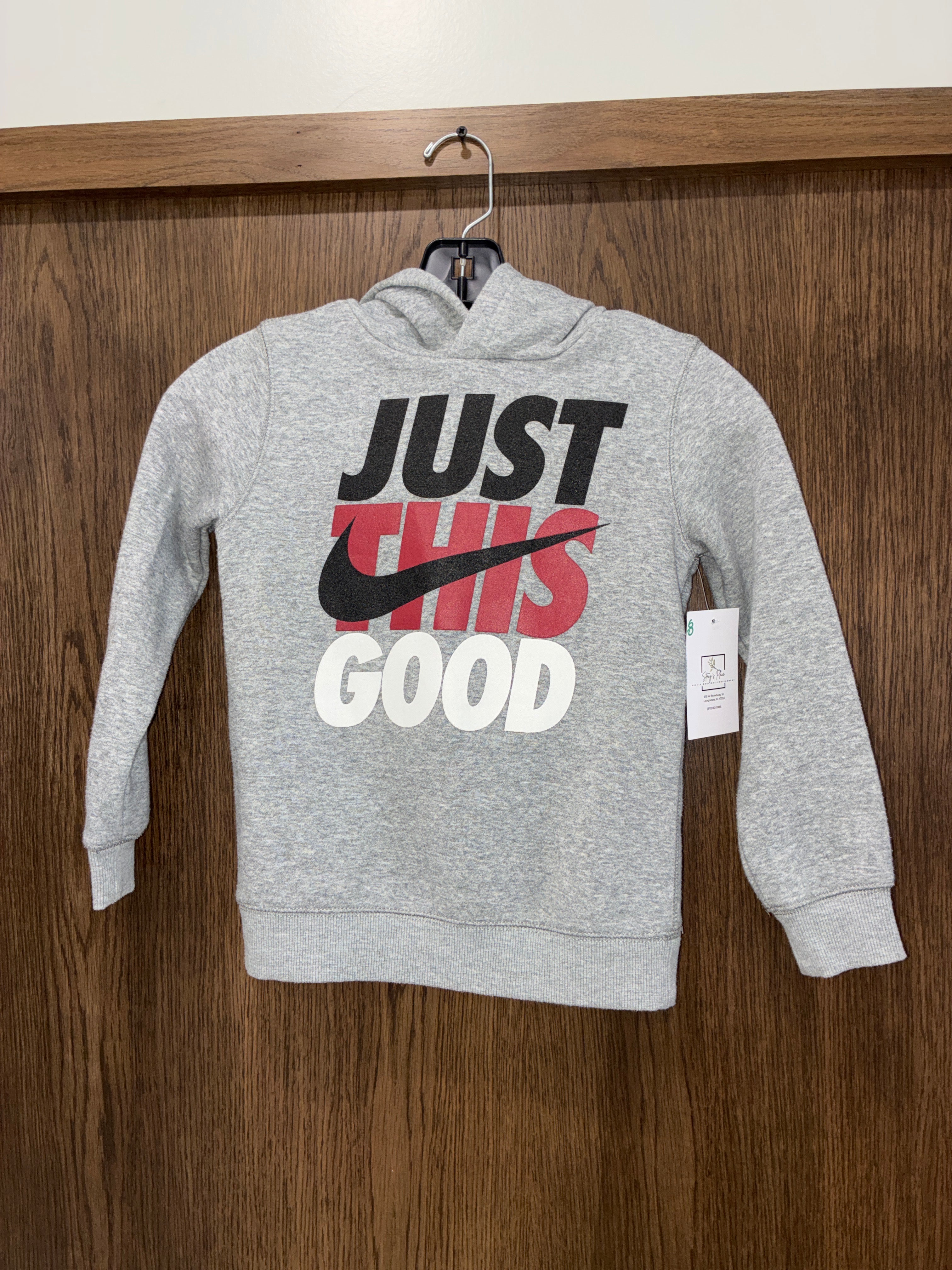 Boy’s Nike Hooded Sweatshirt size 6