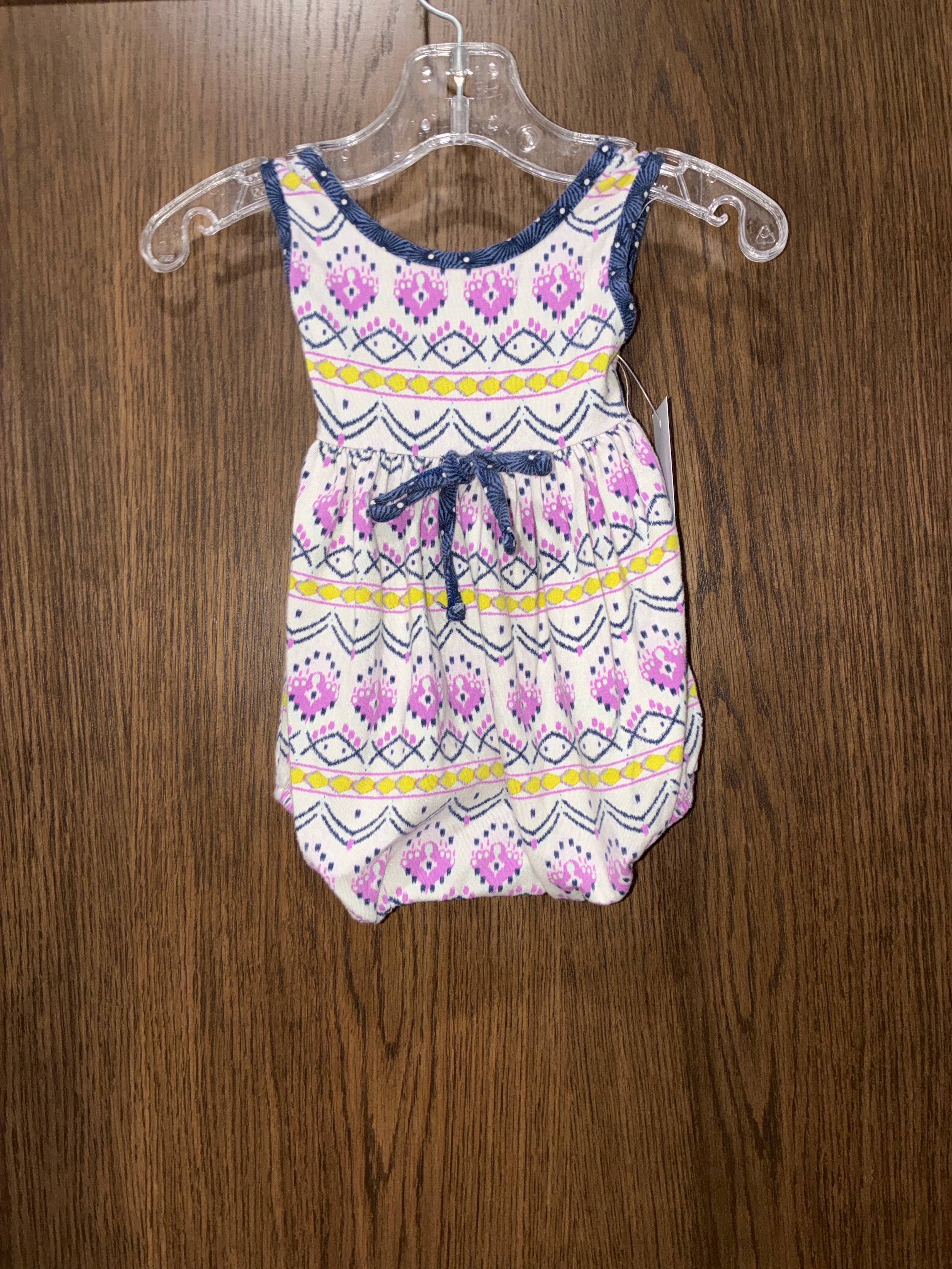 Girls ricraf and ruffles onesie size 3-6M
