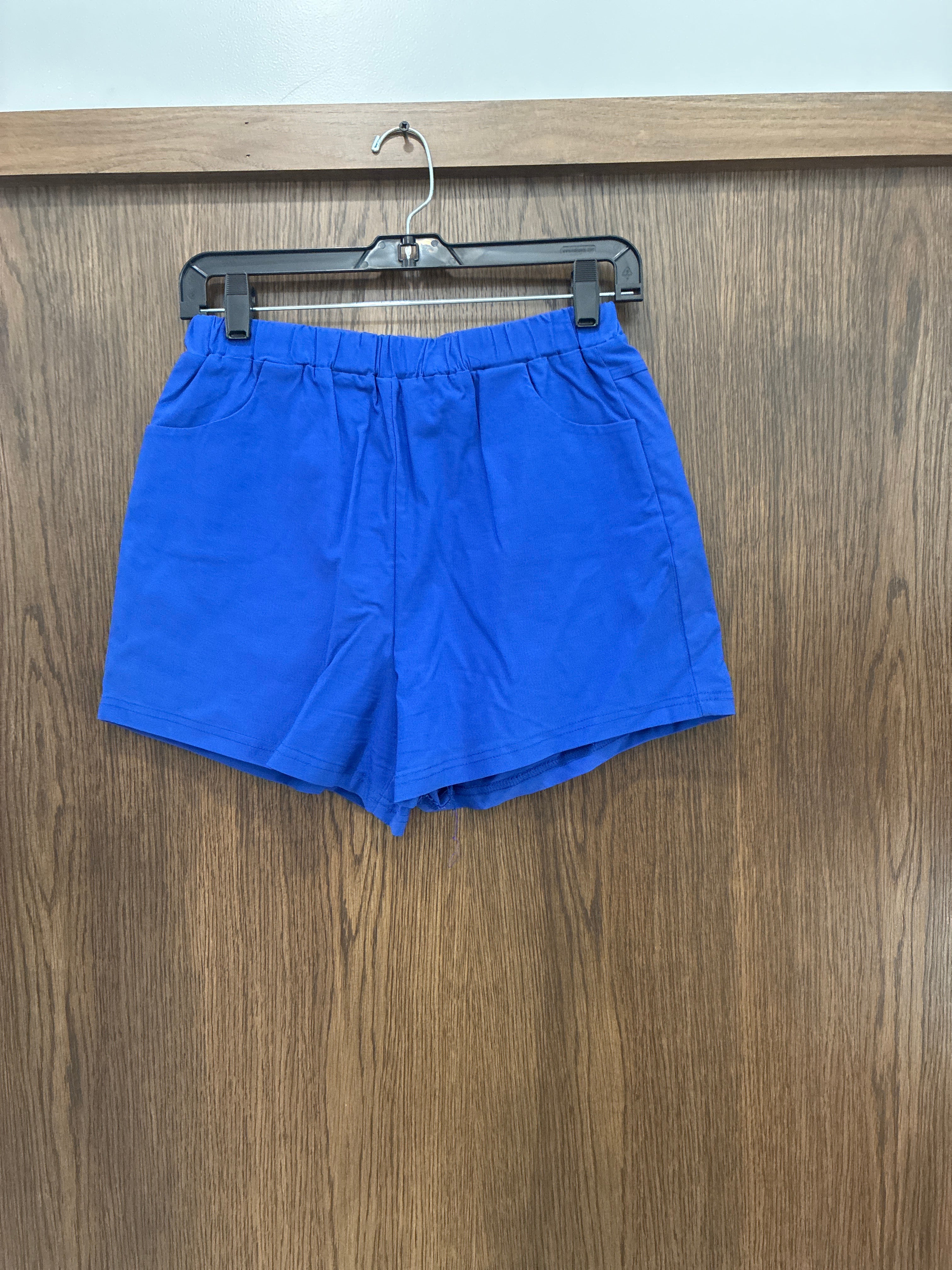 Women’s Betsey’s Boutique shorts size small