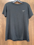 Men’s Nike Short Sleeve Shirt Size Large