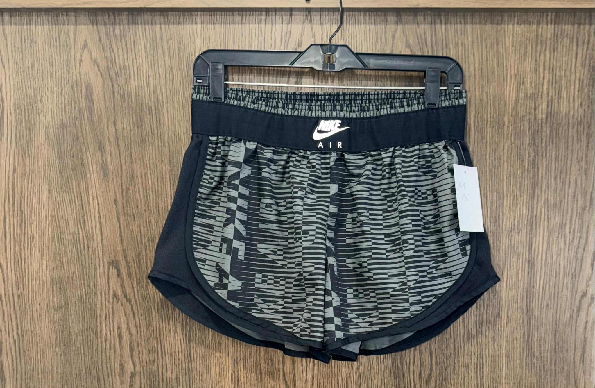 Women's Nike Air Tempo Shorts Lined ~ Size Small