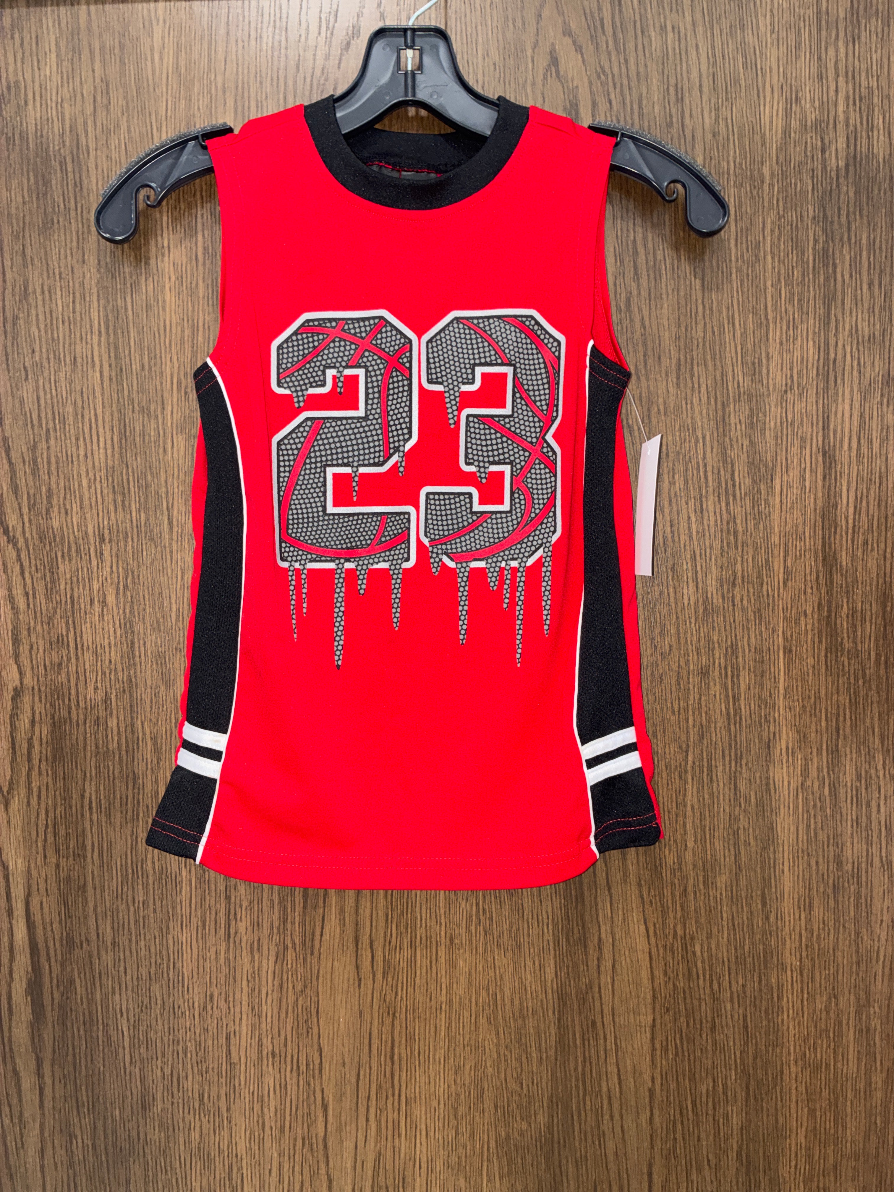 Boy’s Tank Top size 8