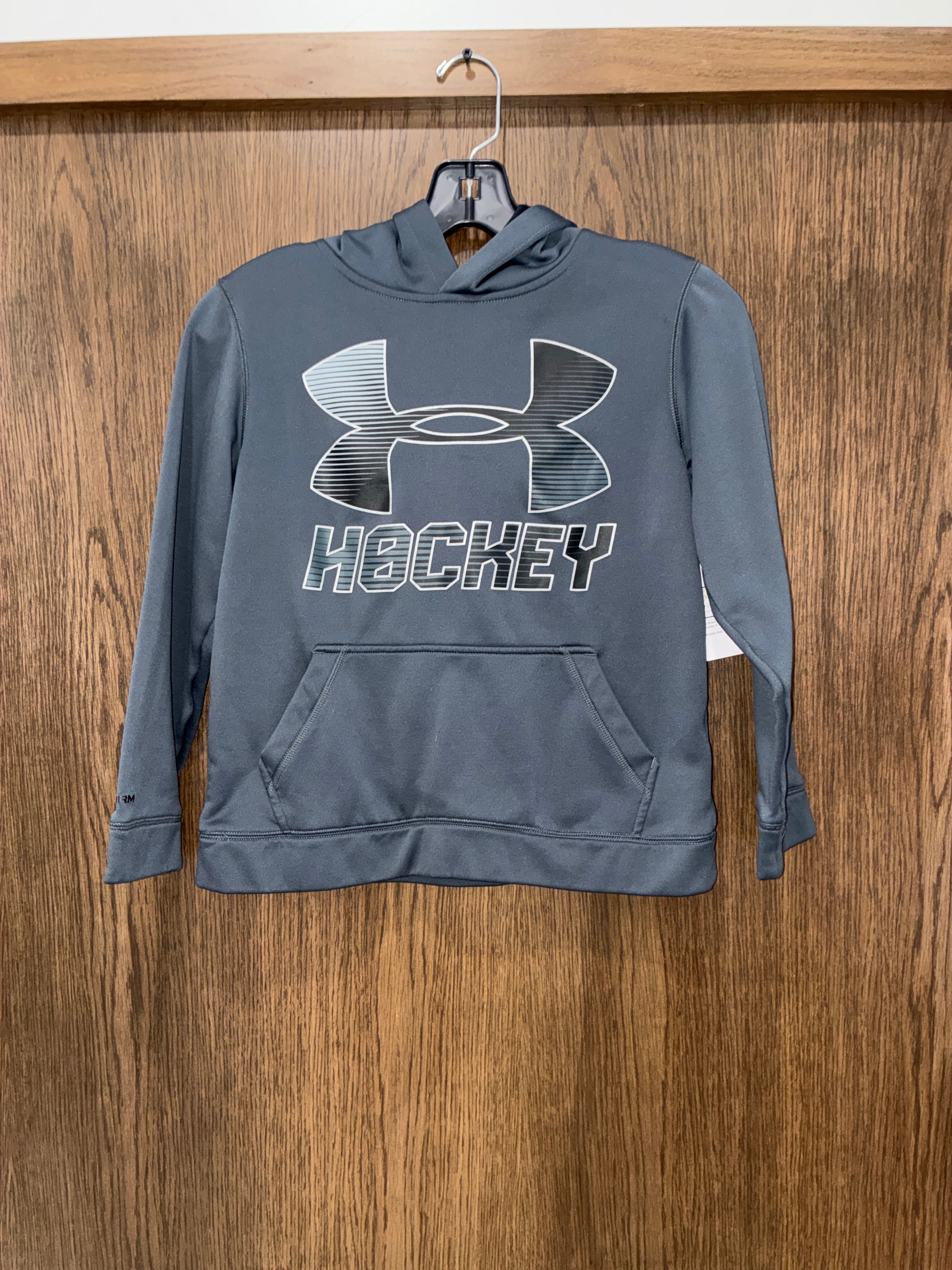 Boy’s Under Armour Hooded Sweatshirt size Youth Medium