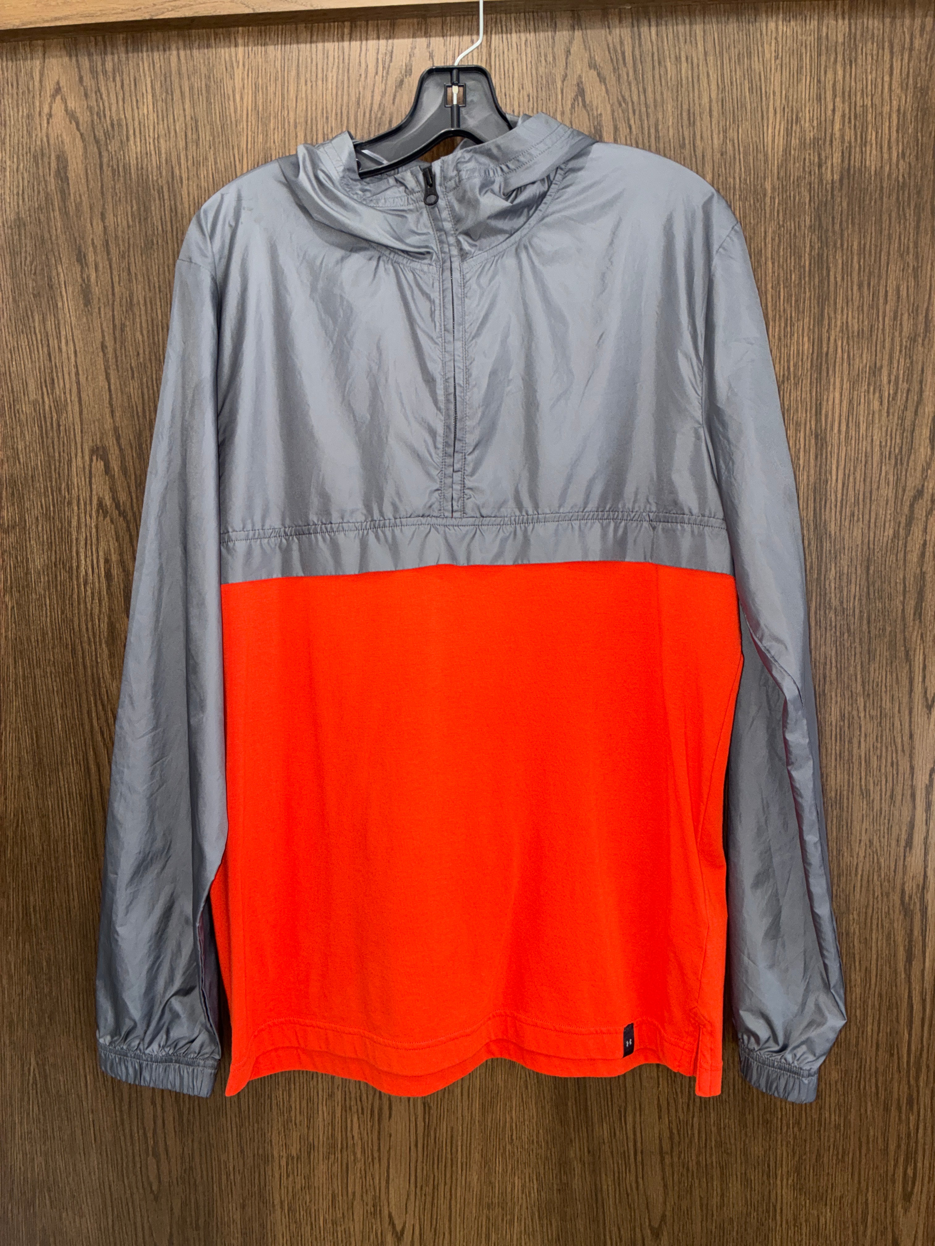 Men’s Under Armour Pullover Size Medium