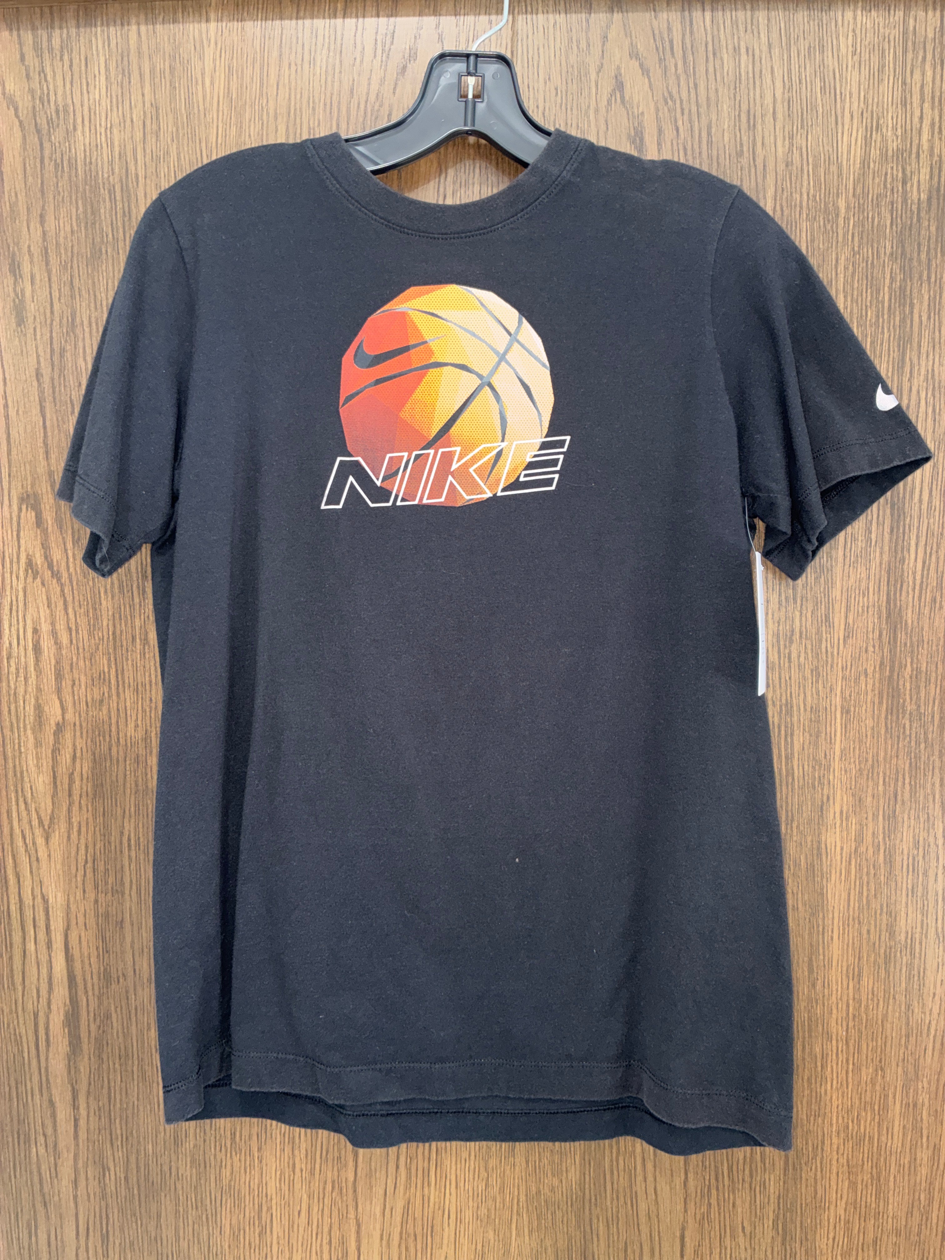 Boy’s Nike T-Shirt size Youth XL 14/16
