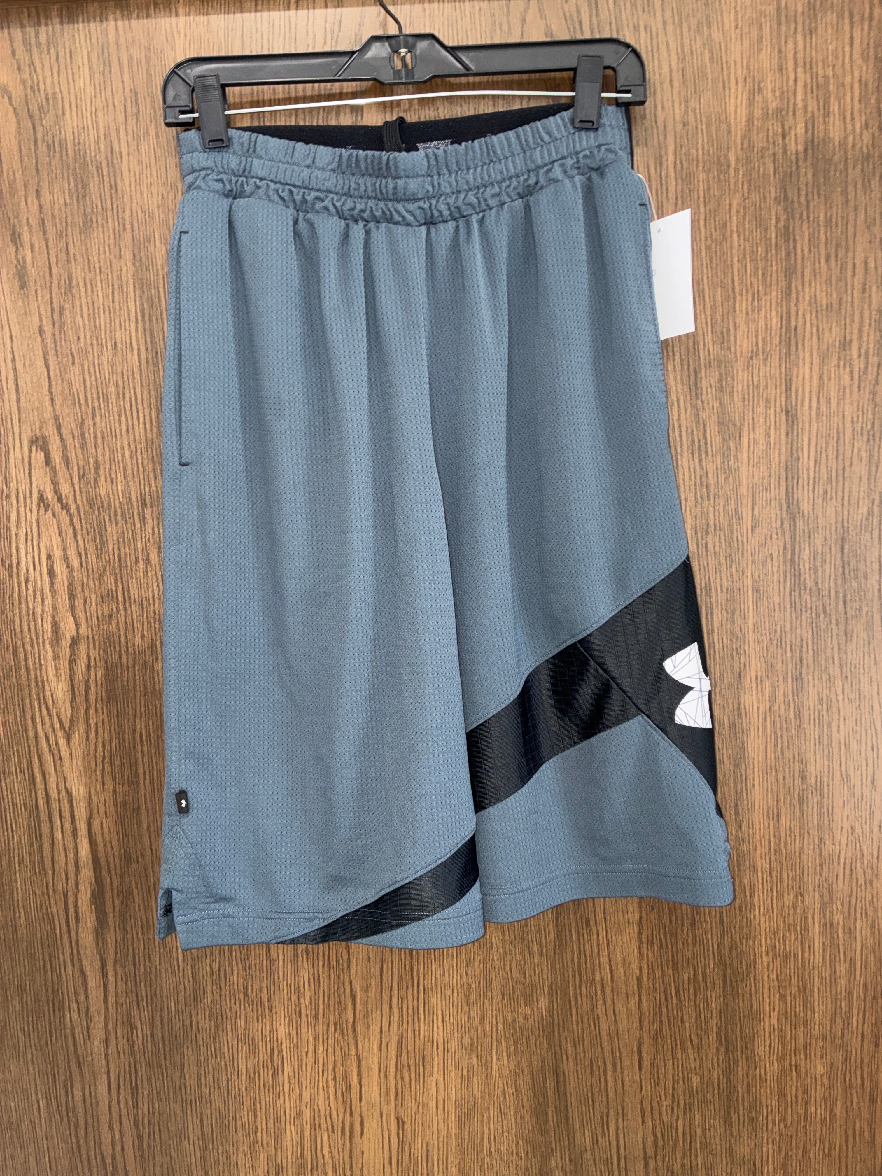 Men’s Under Armour Shorts Size Small