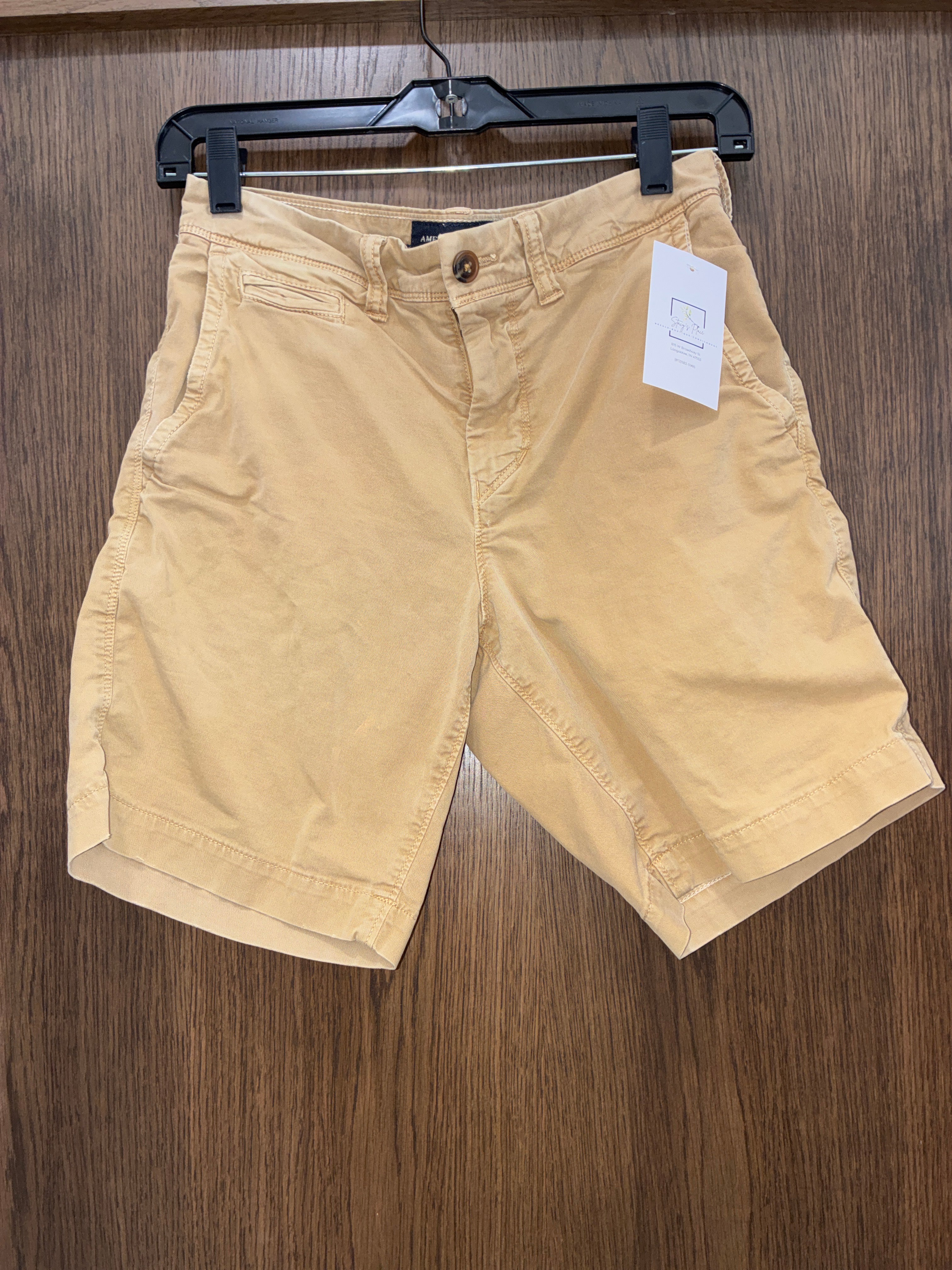 Men’s American Eagle Flex Lived in Khaki Shorts size 26