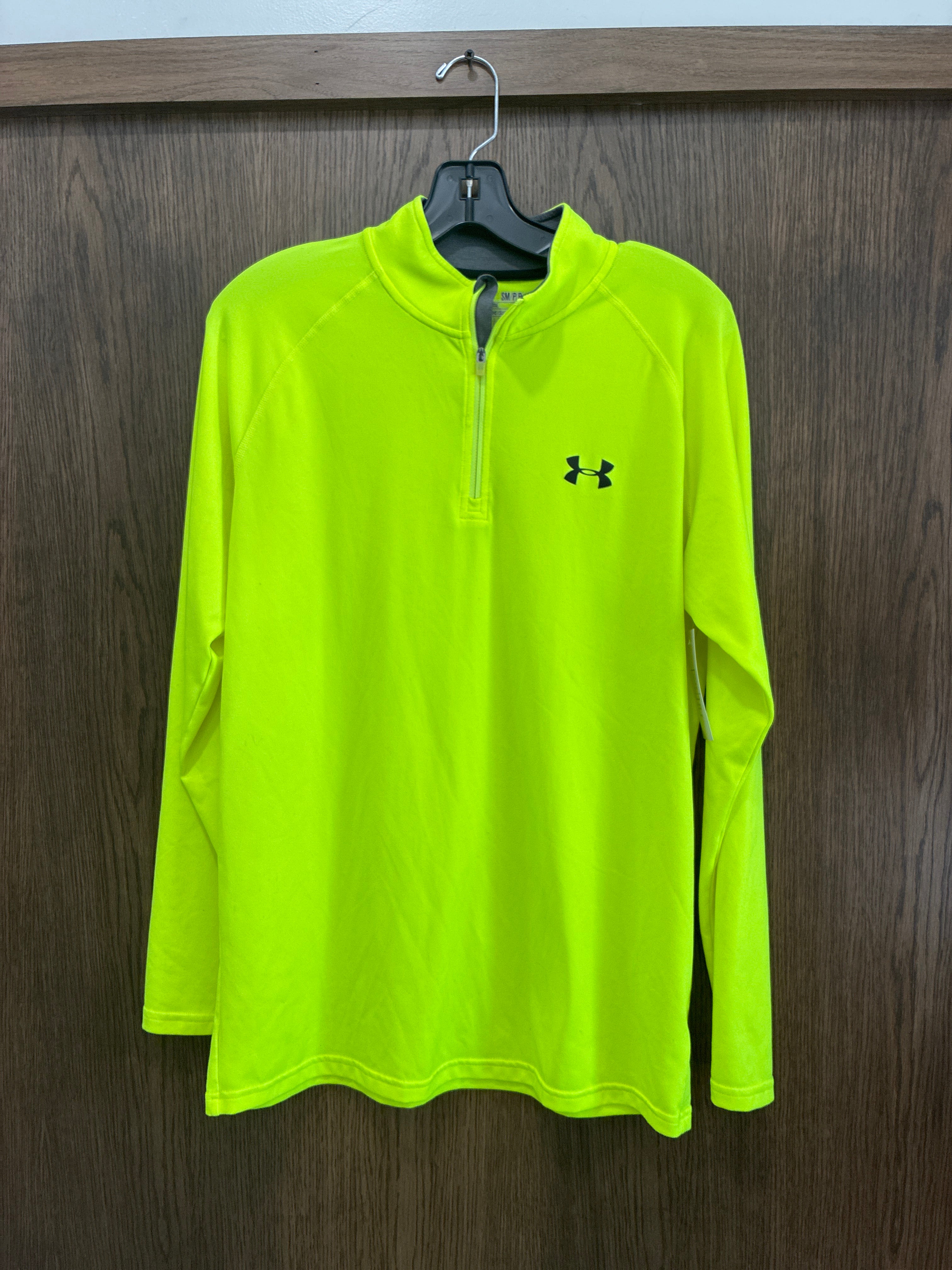 Men’s quarter zip long sleeve shirt size small