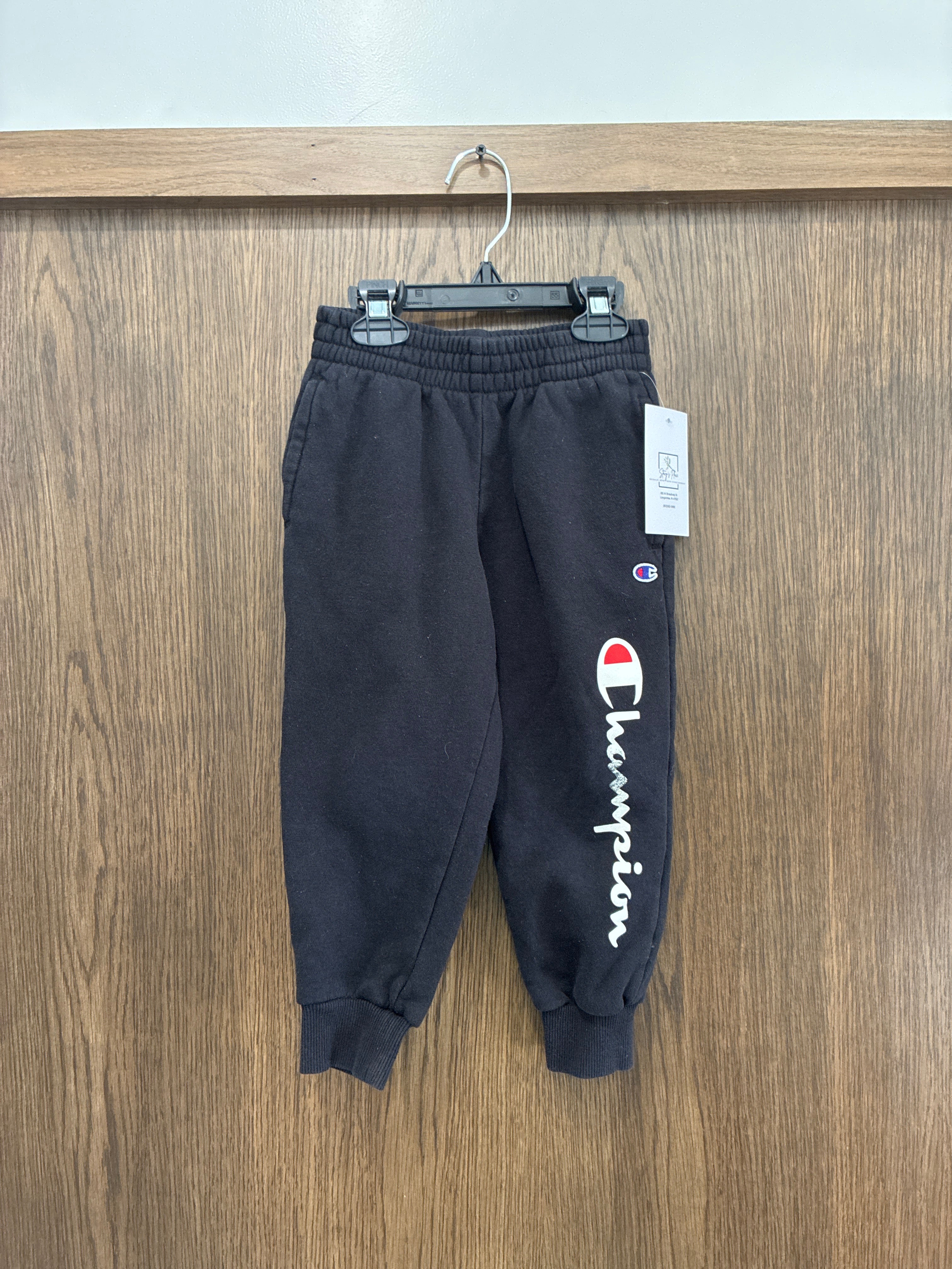 Boys champion pants size 4