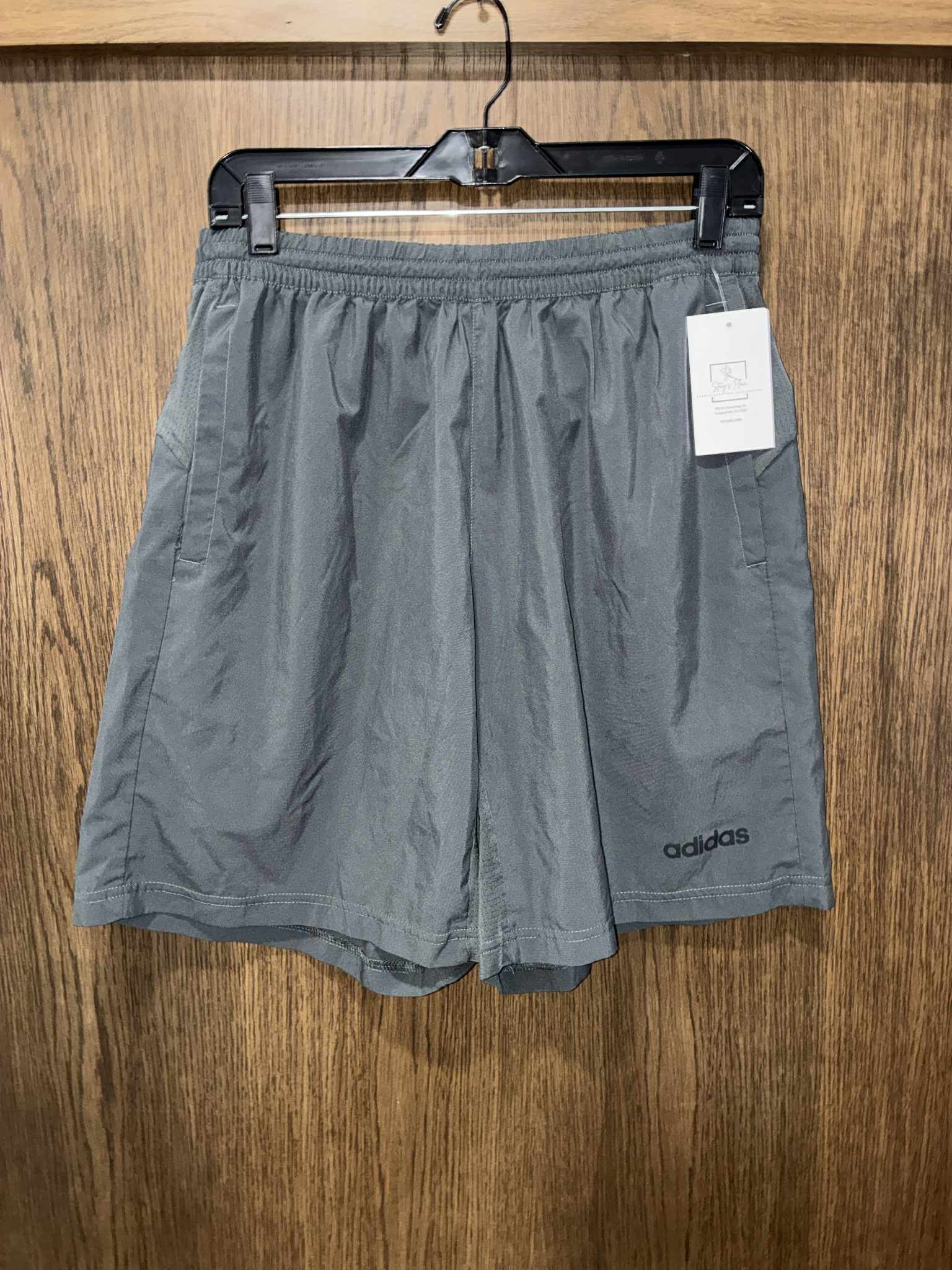 Men's Adidas Shorts ~ Size Large
