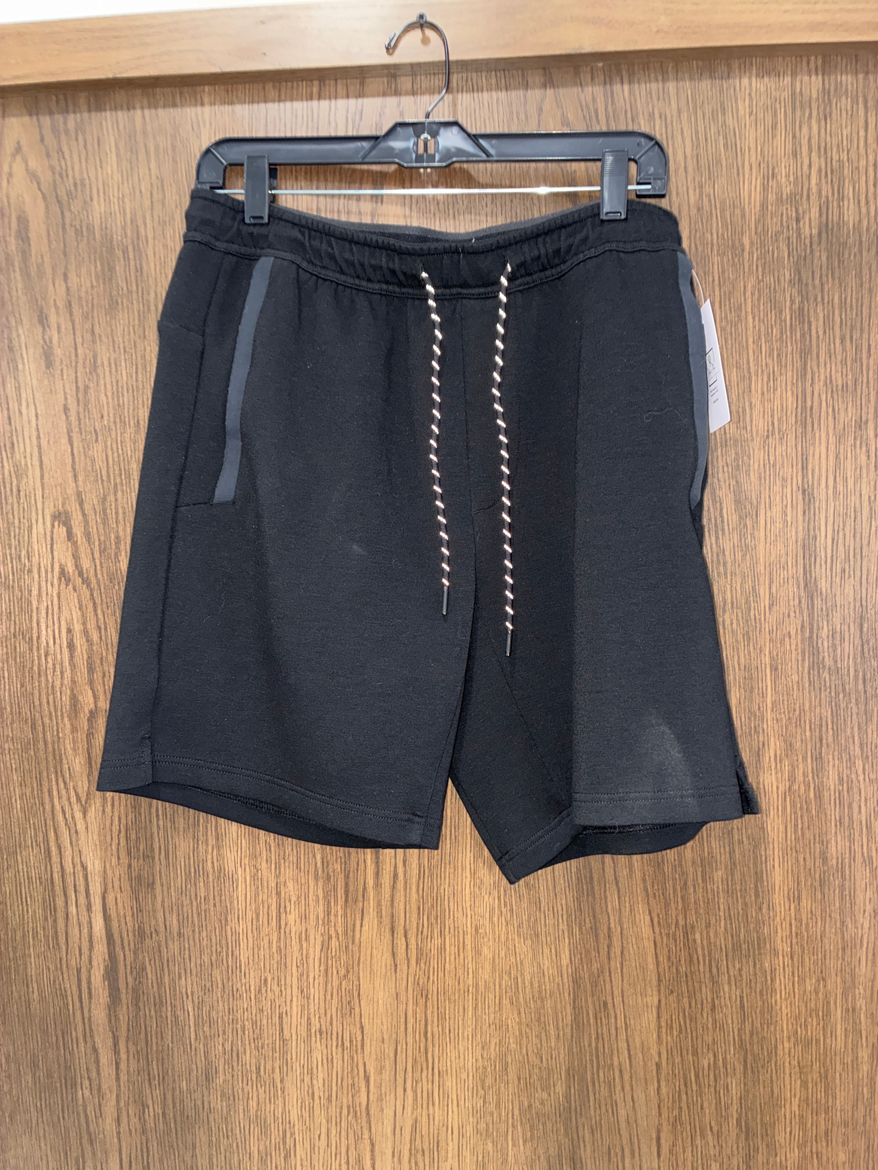 Men’s American Eagle Shorts Size Medium