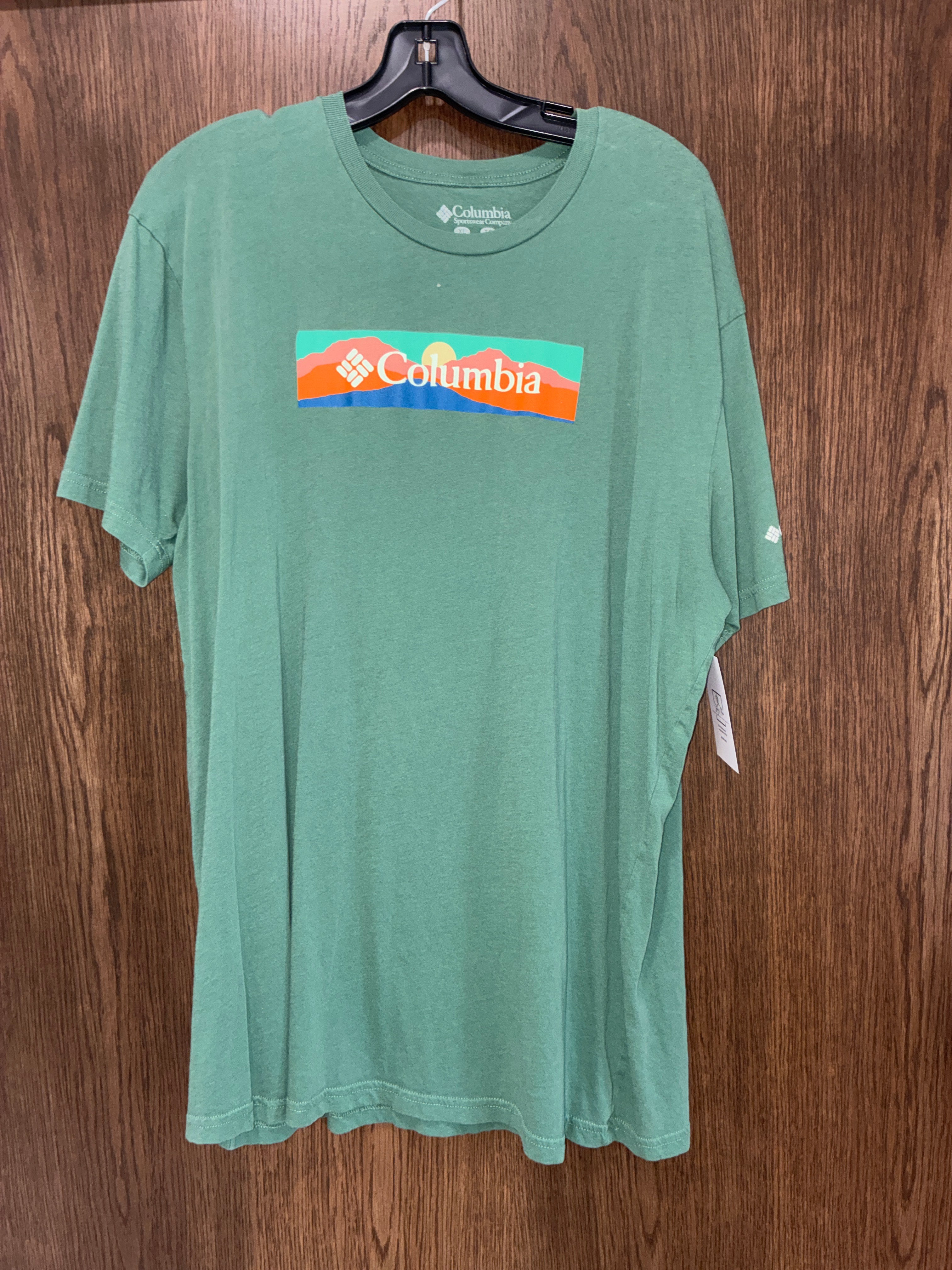 Men’s Columbia T-Shirt Size XL