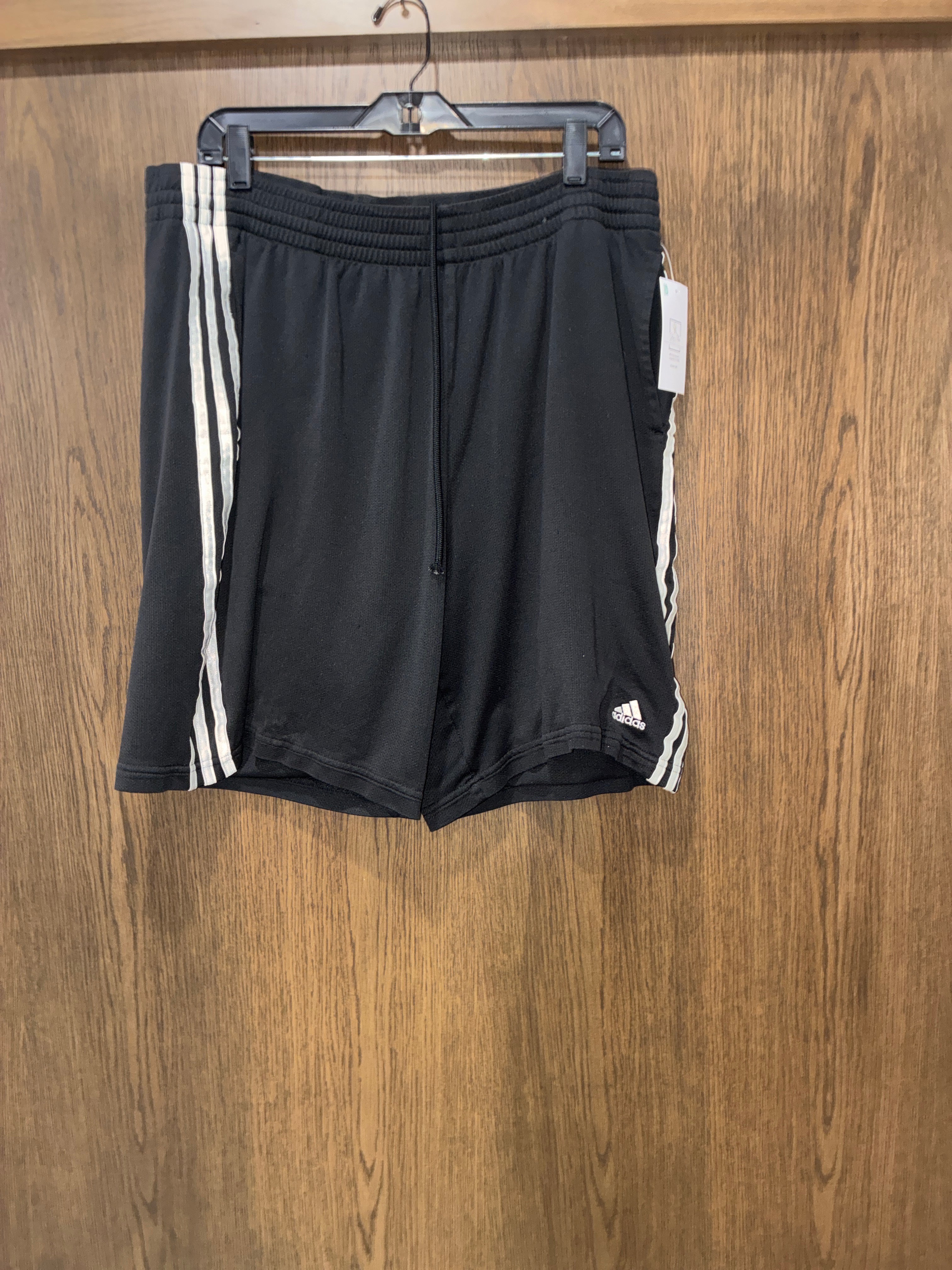 Men’s Adidas Shorts Size XL