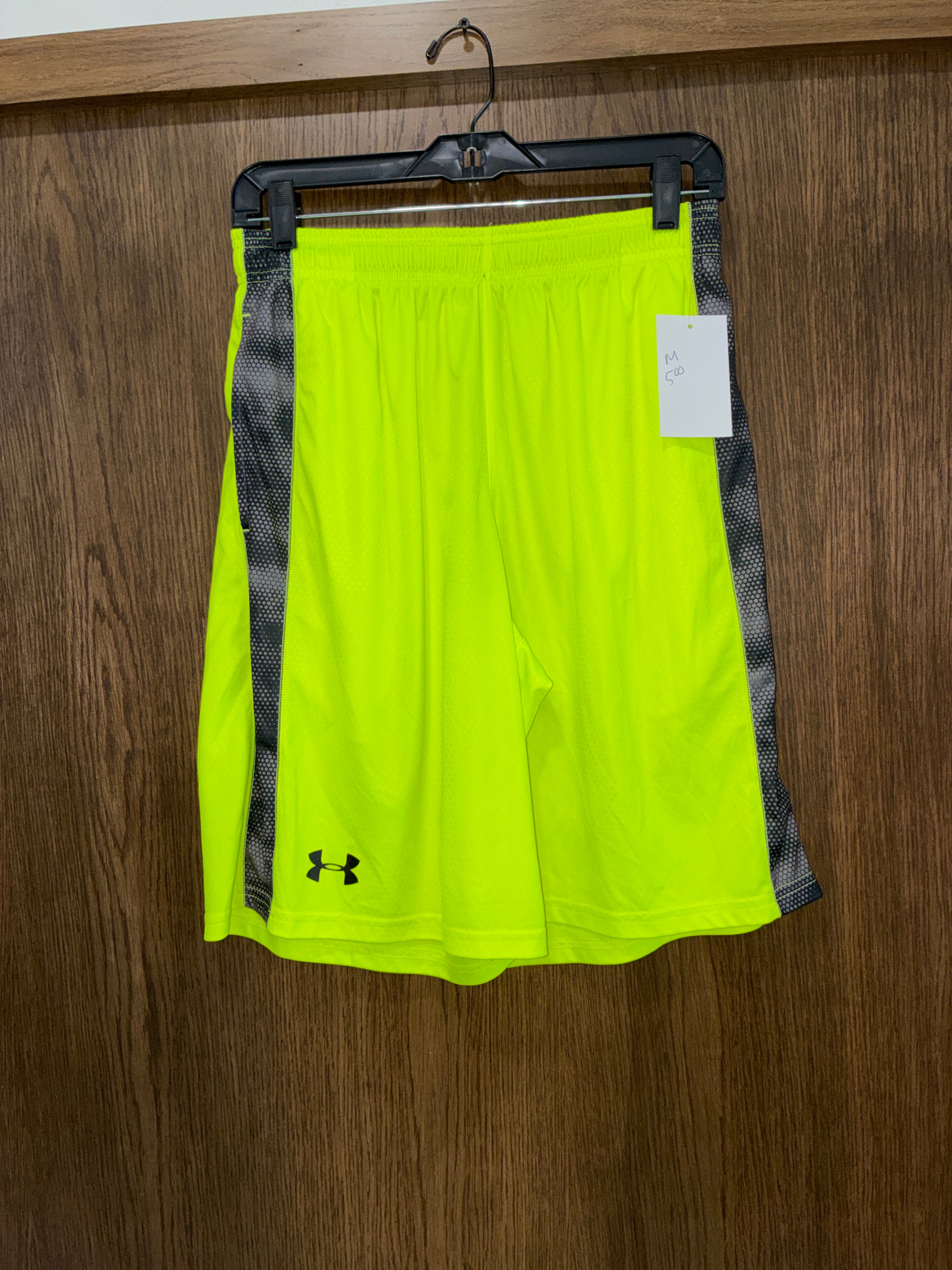 Men’s Under Armour Shorts Size Medium