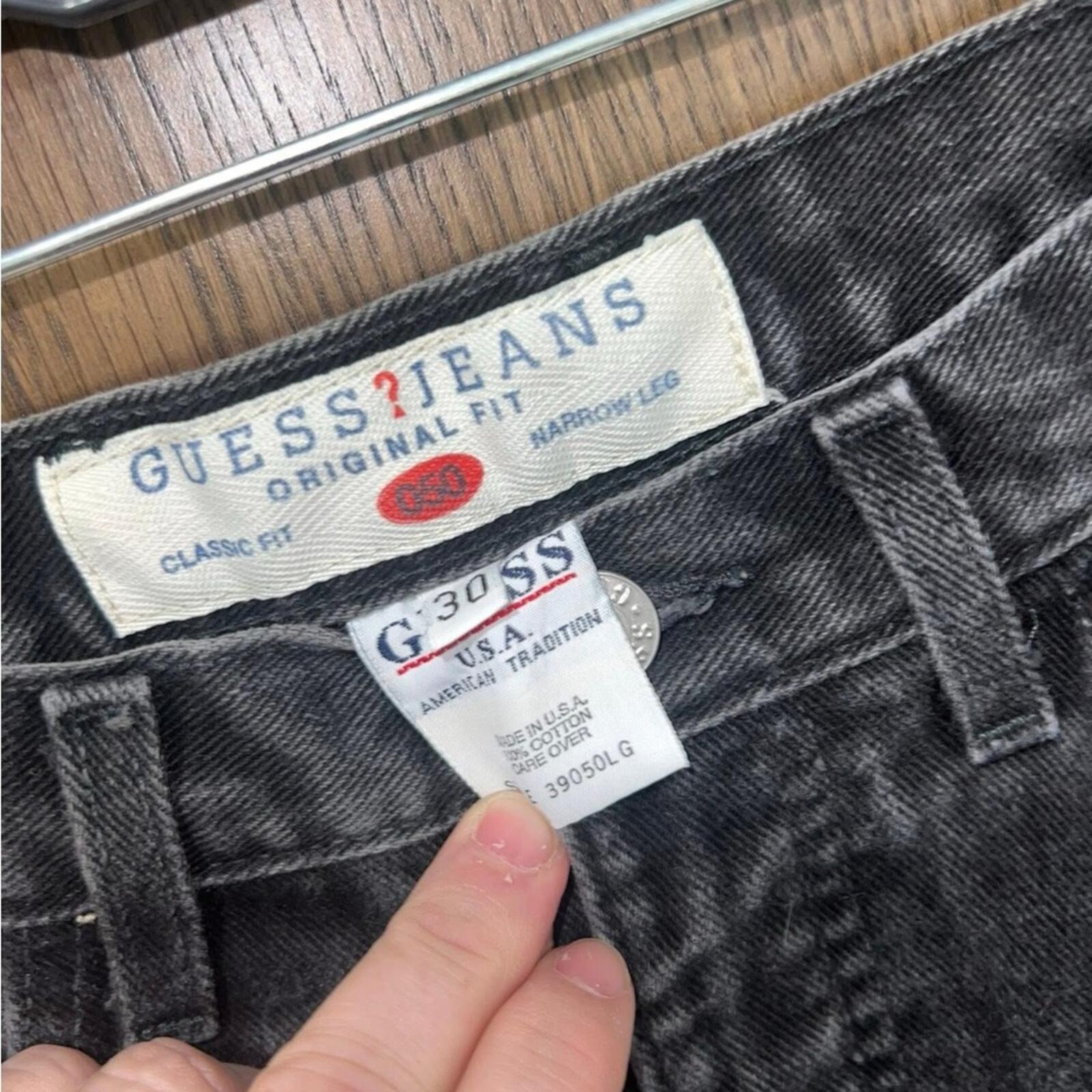 Vintage Guess Jeans Black Denim Relaxed Tapered high rise 28x30