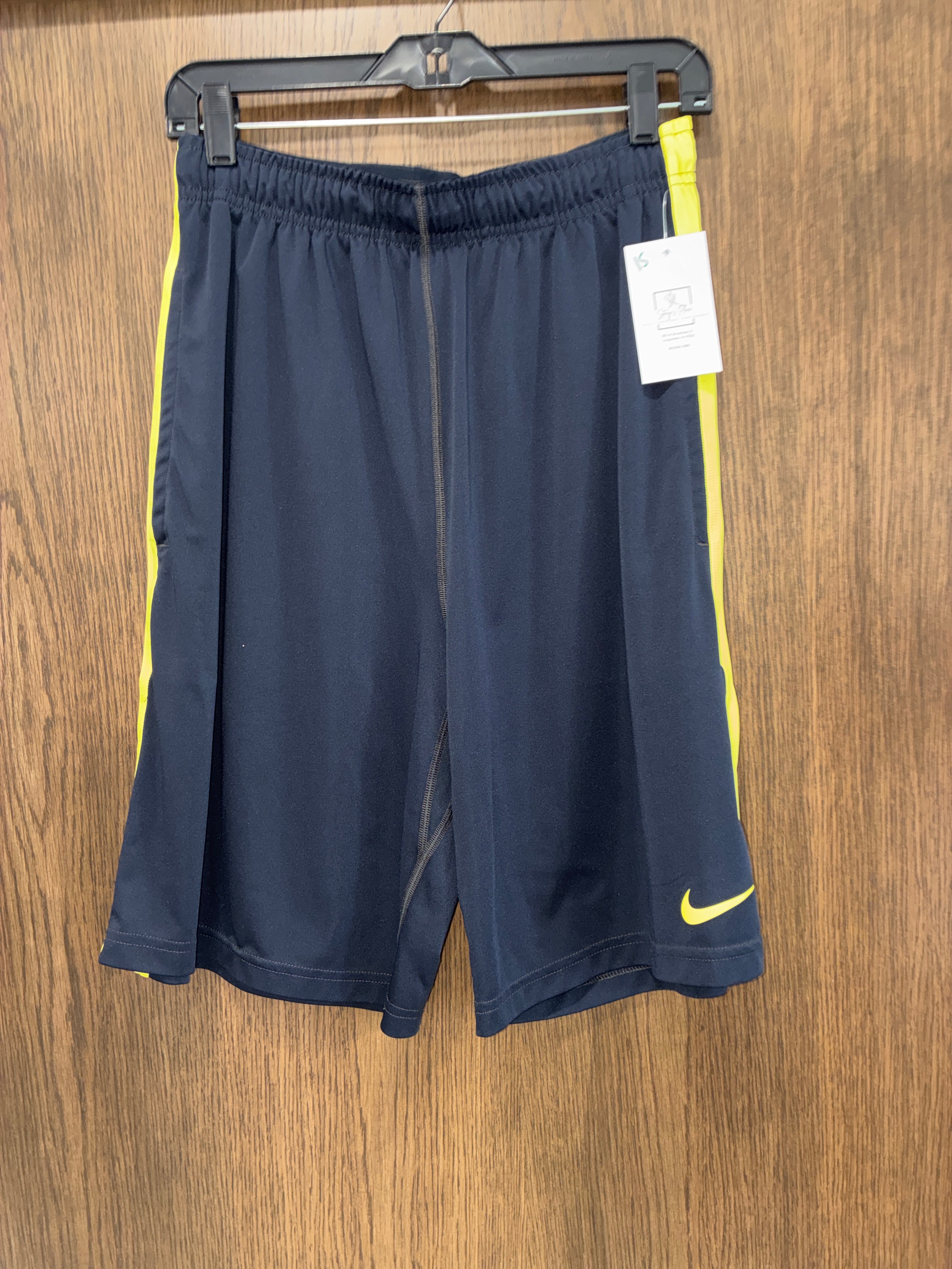 Men’s Nike Shorts Size Medium