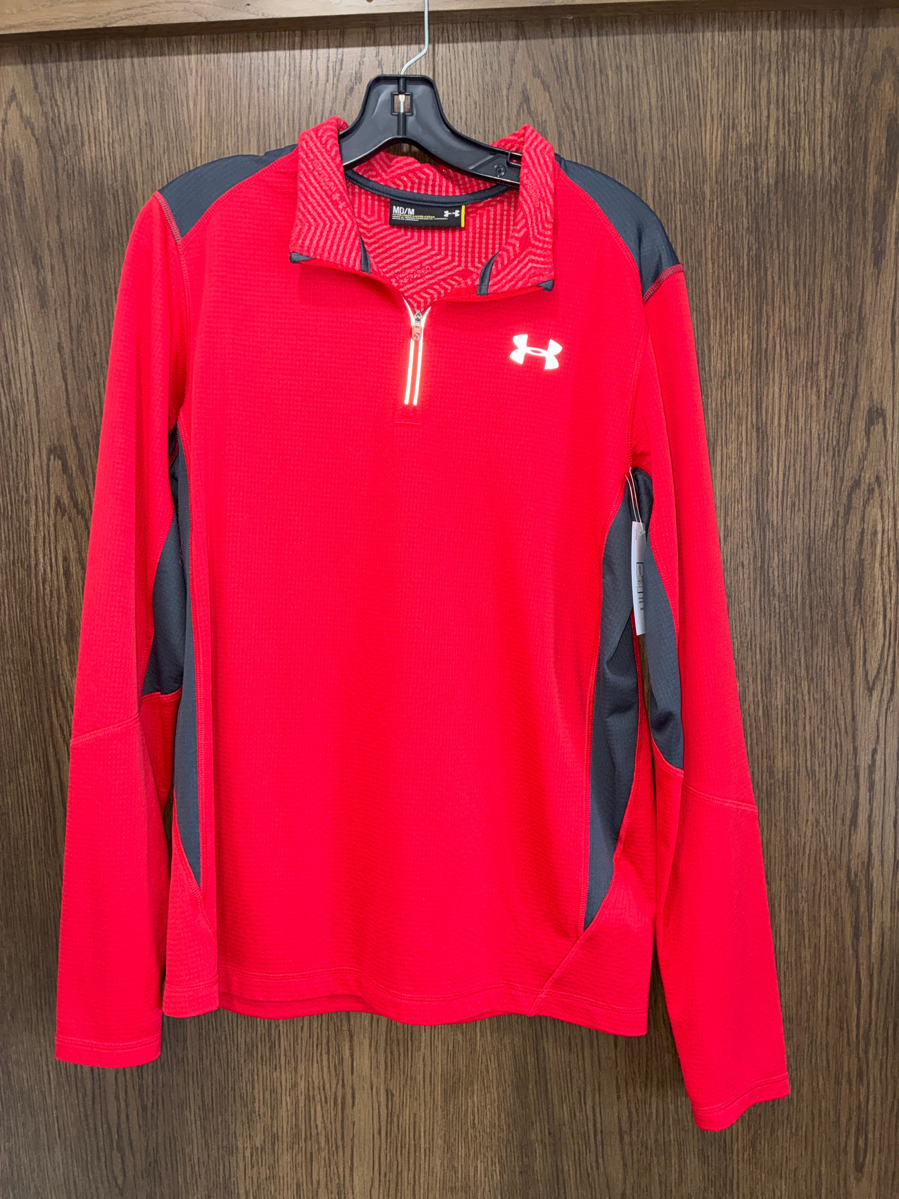 Men’s Under Armour Long Sleeve Shirt Size Medium