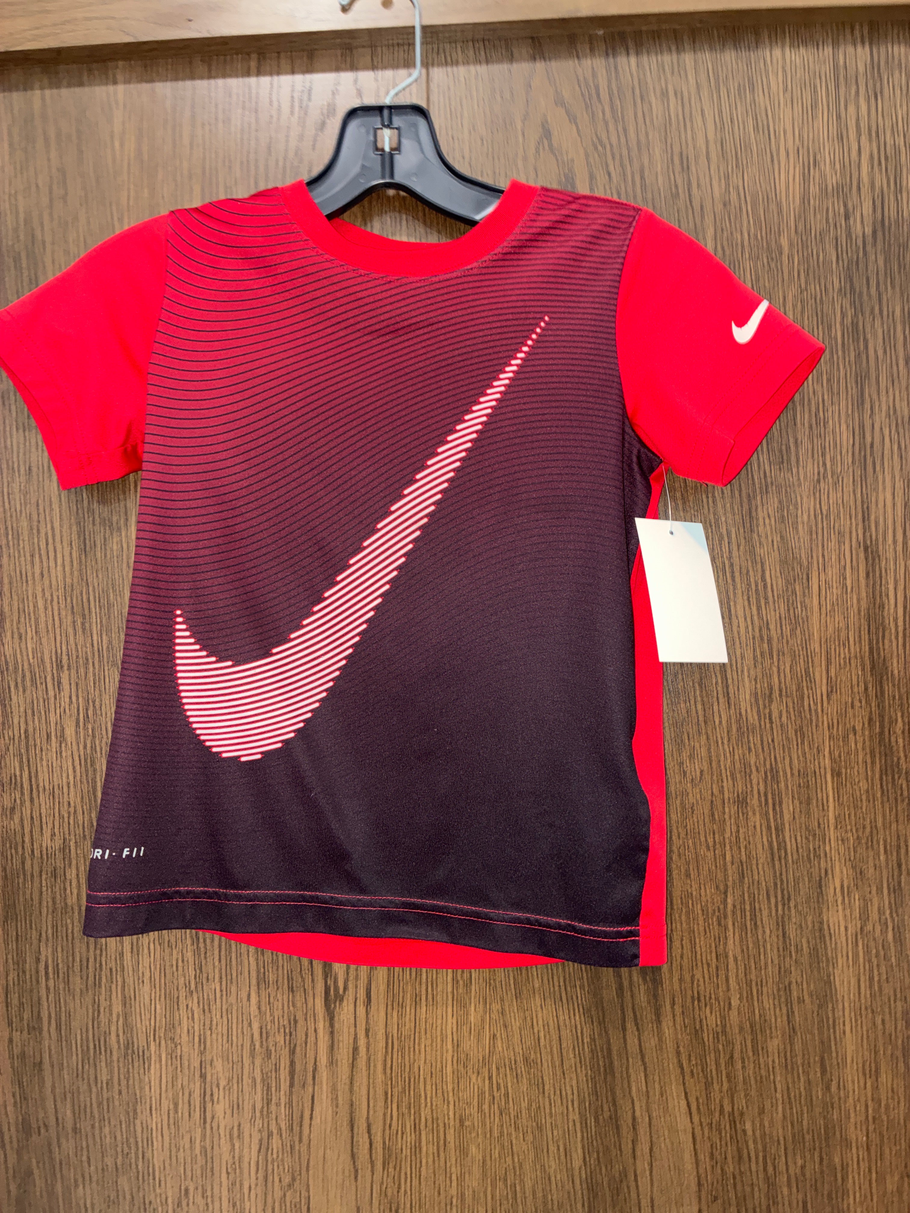 Boy’s Nike T-shirt size 7