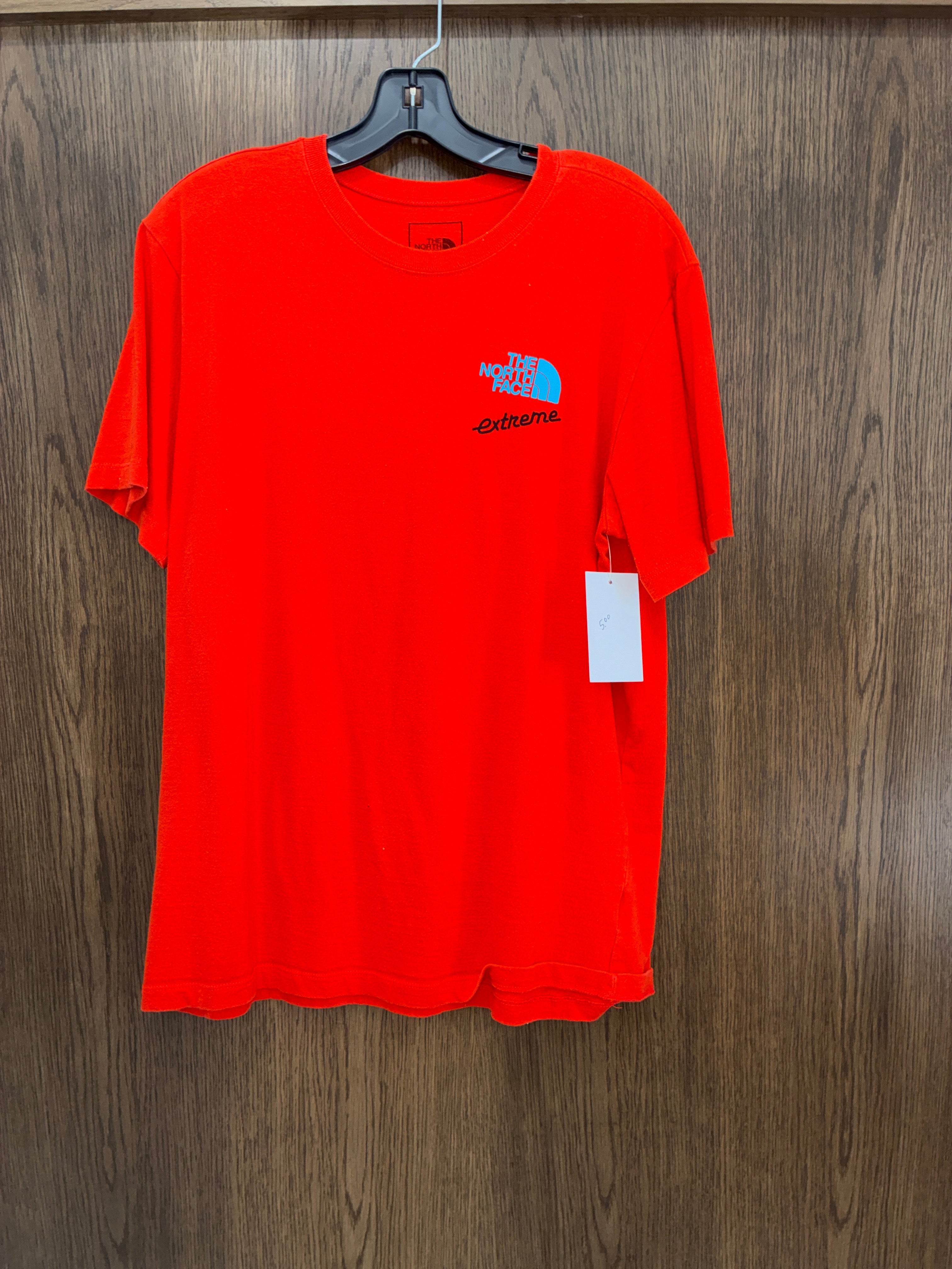 Men’s North Face T-Shirt size Medium