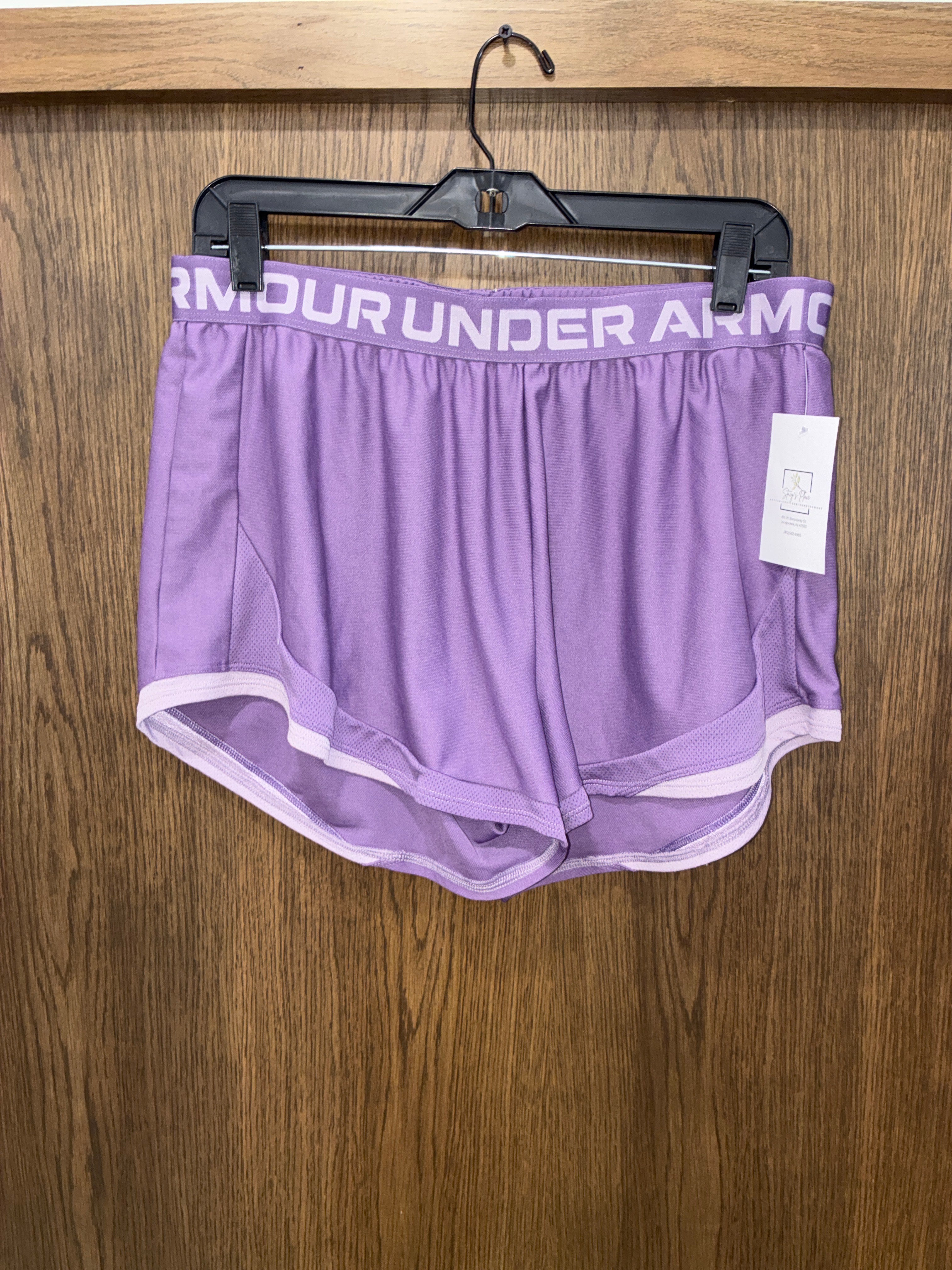 Women’s Under Armour Shorts Size XL