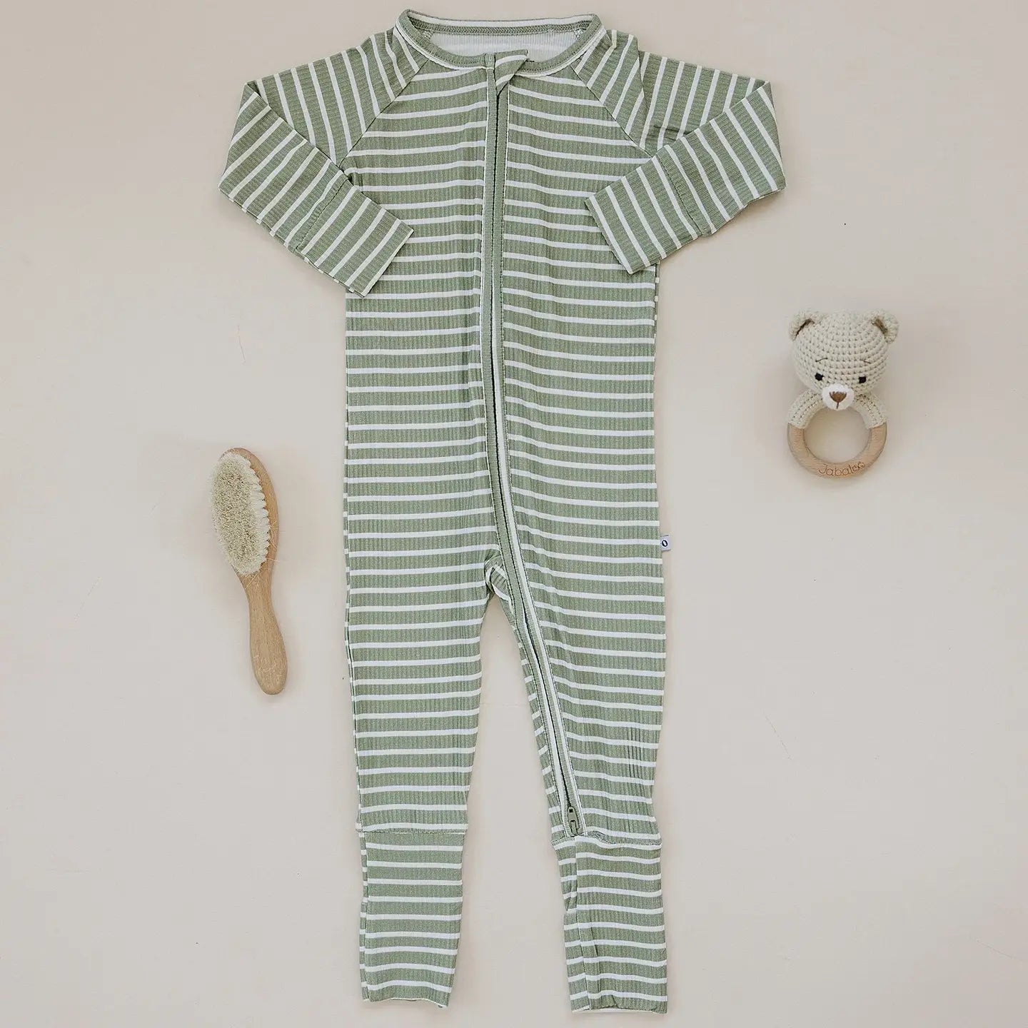 Ava+Oliver Bamboo Olive Striped Ribbed Convertible Zippy Romper 12-18mos NWT