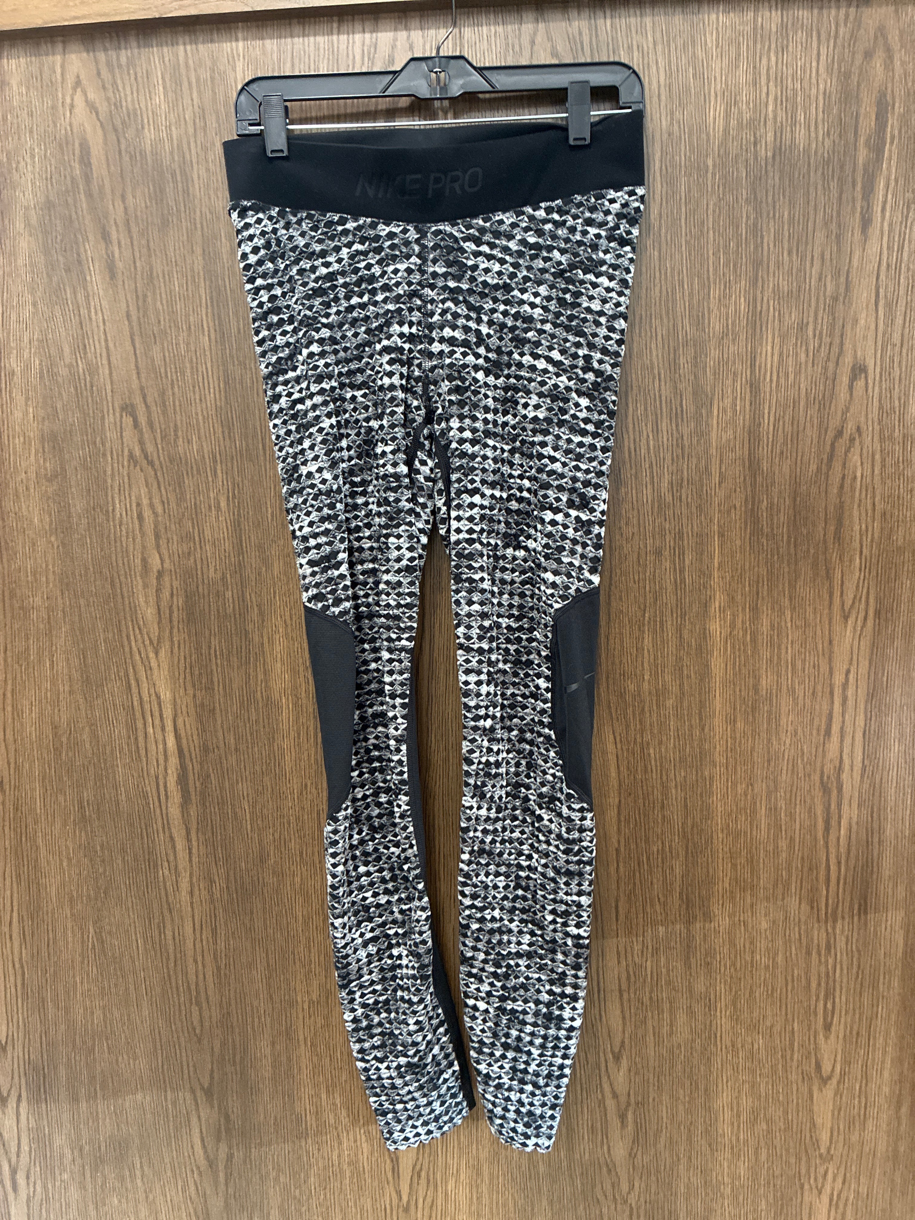 Women’s Nike Leggings size large