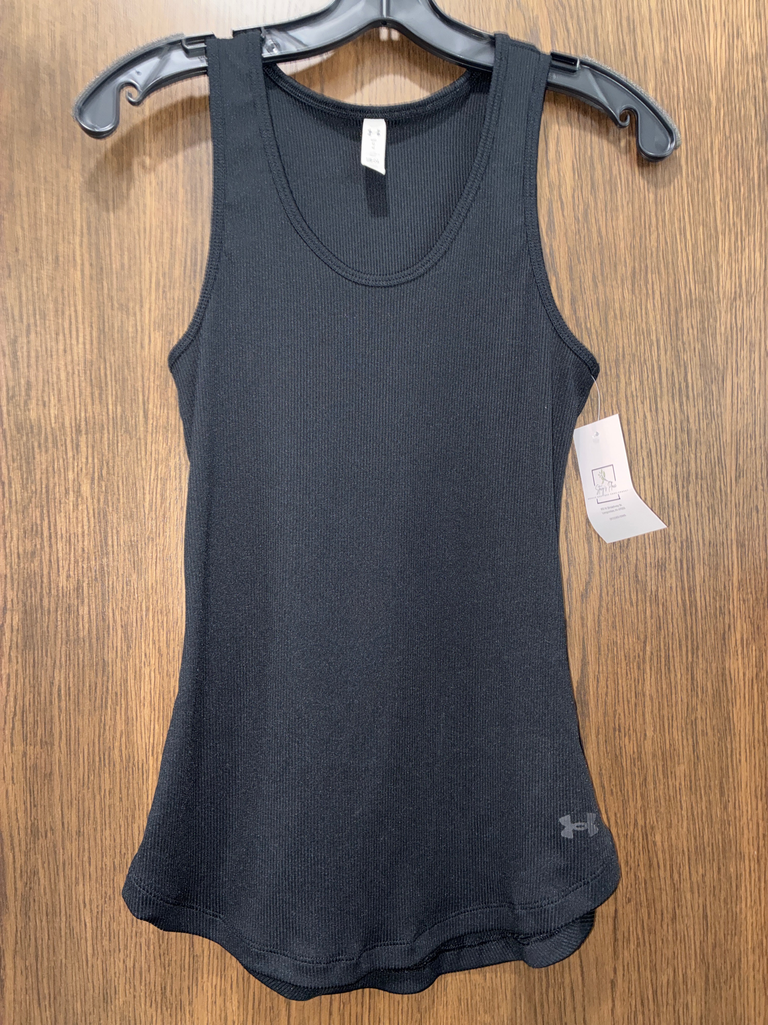 Women’s Under Armour Tank Top Size Medium