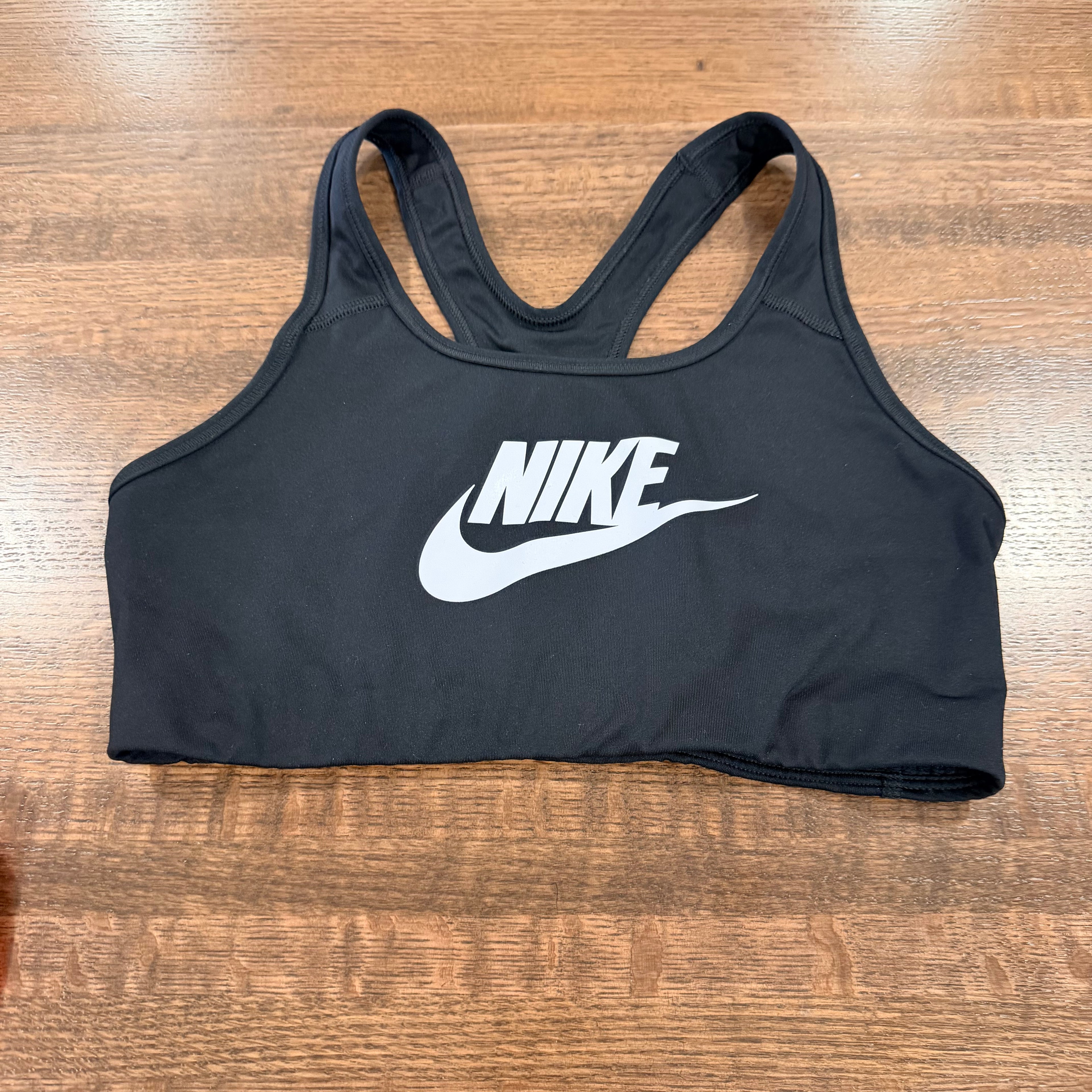 Nike Swoosh Non Padded Women’s Sports Bra Size Large
