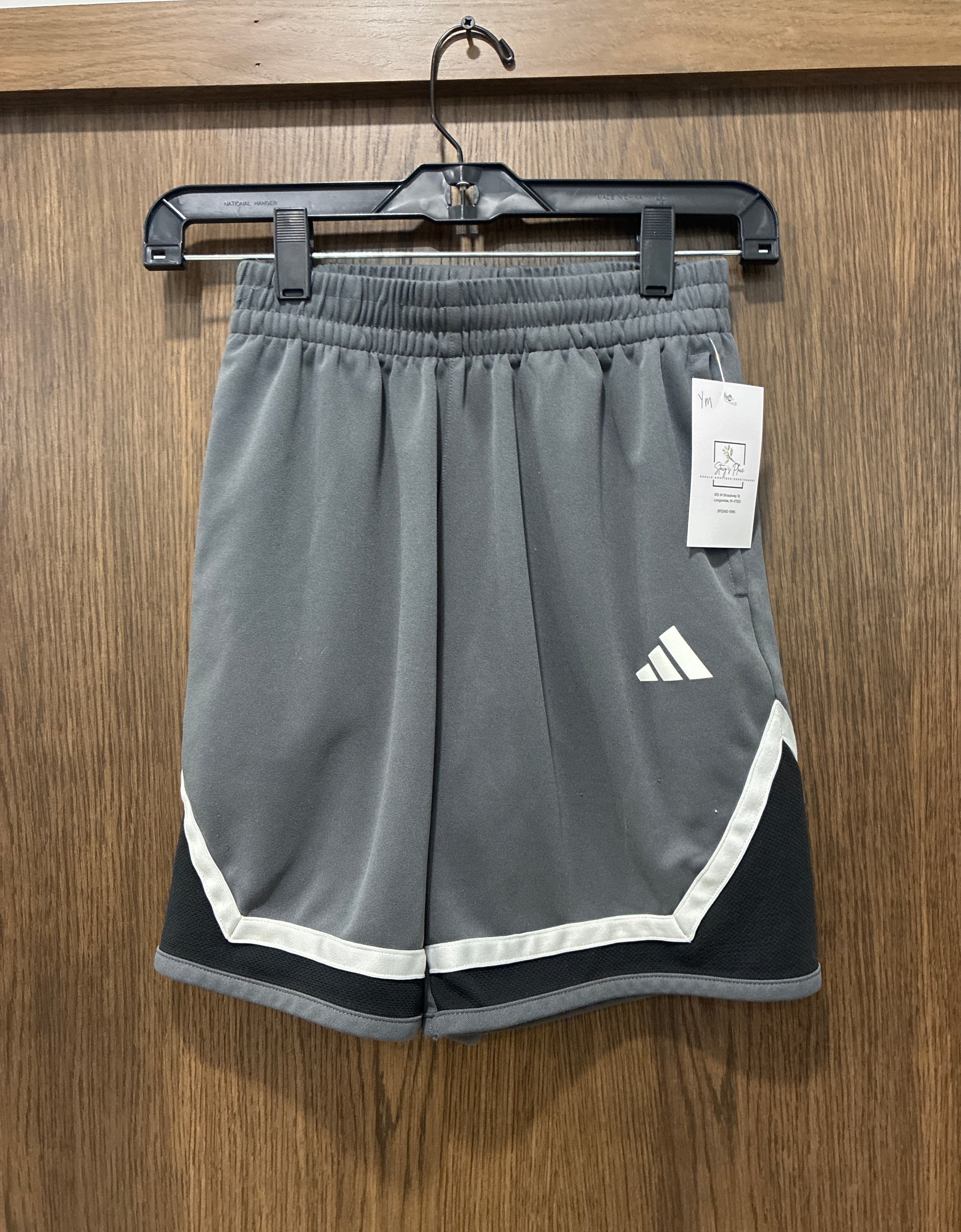 Boys Adidas Shorts YM Youth Medium 10/12 Like New