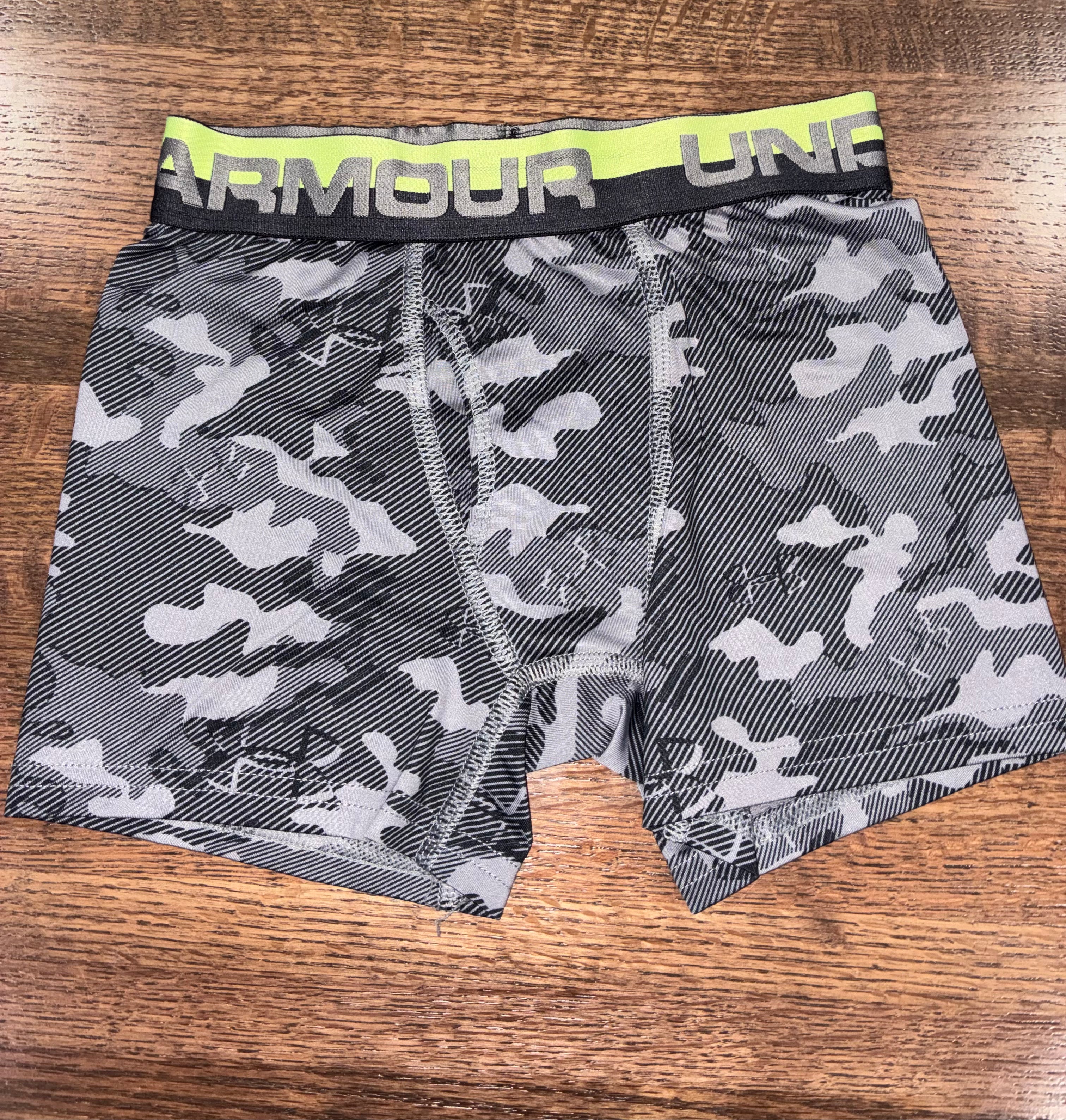 Under Armour Boys Boxer Briefs YSM 7/8