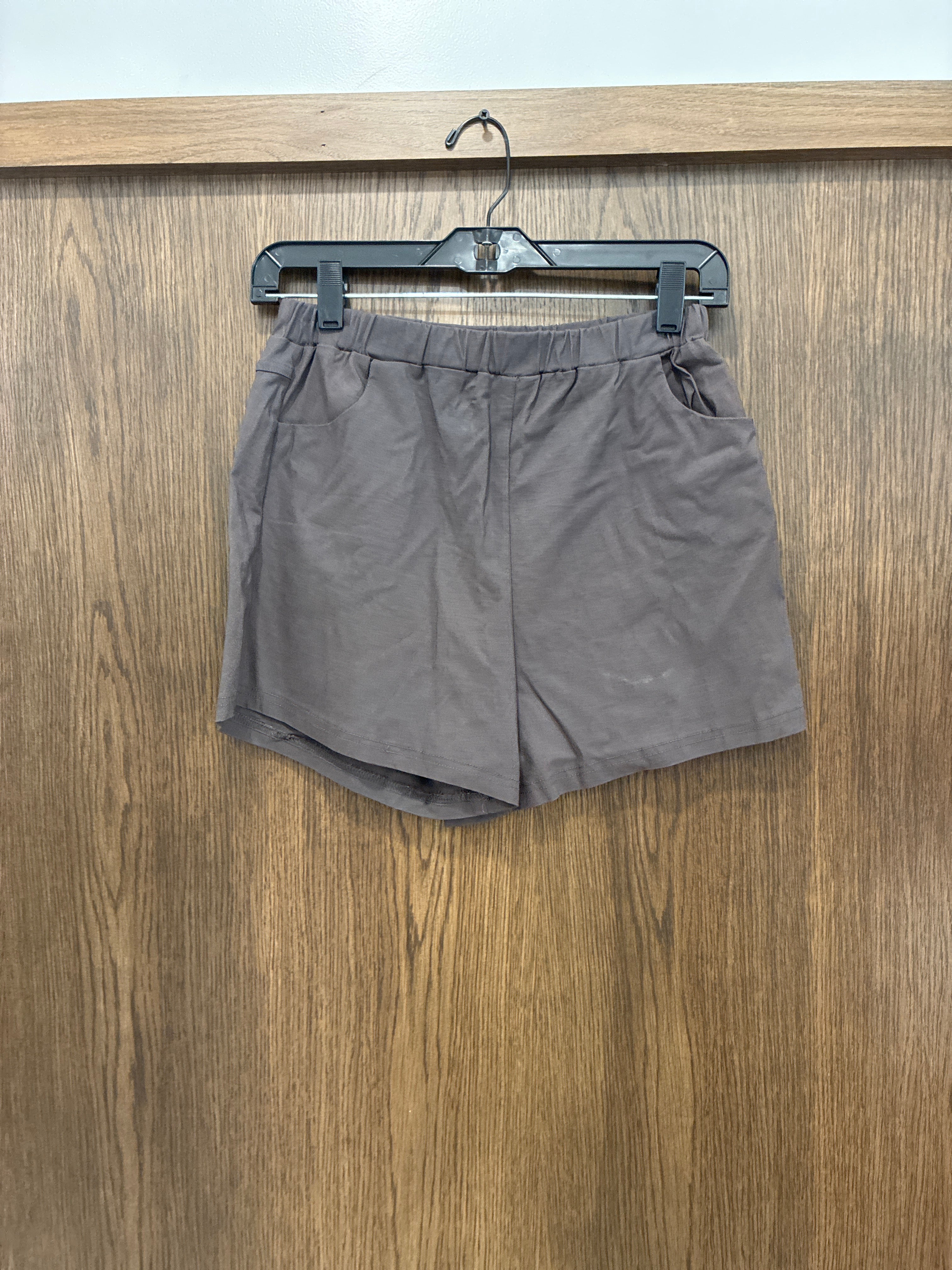 Women’s Betsey’s Boutique shorts size small