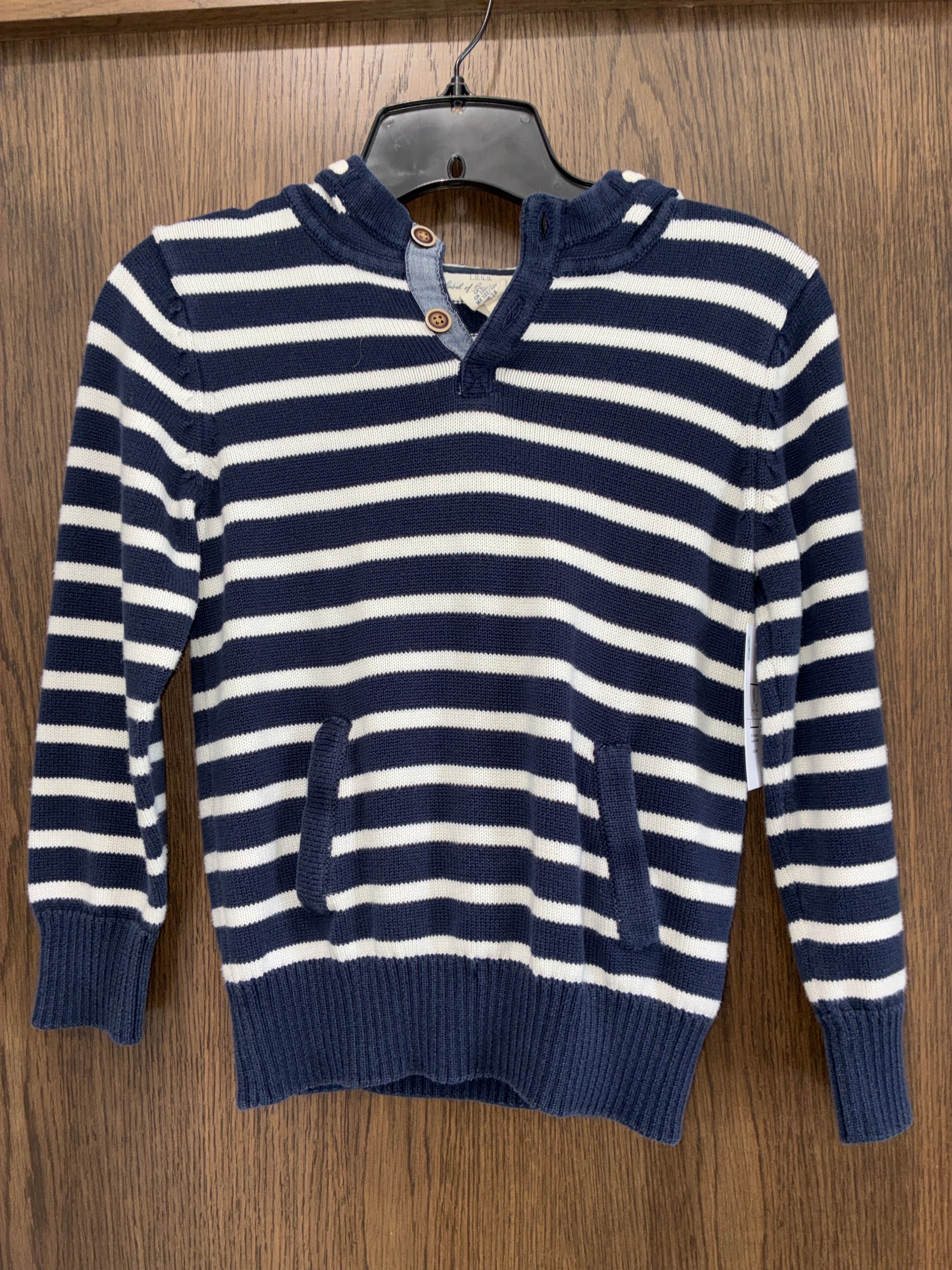 Boy’s Long Sleeve Hooded Sweater size Youth Small