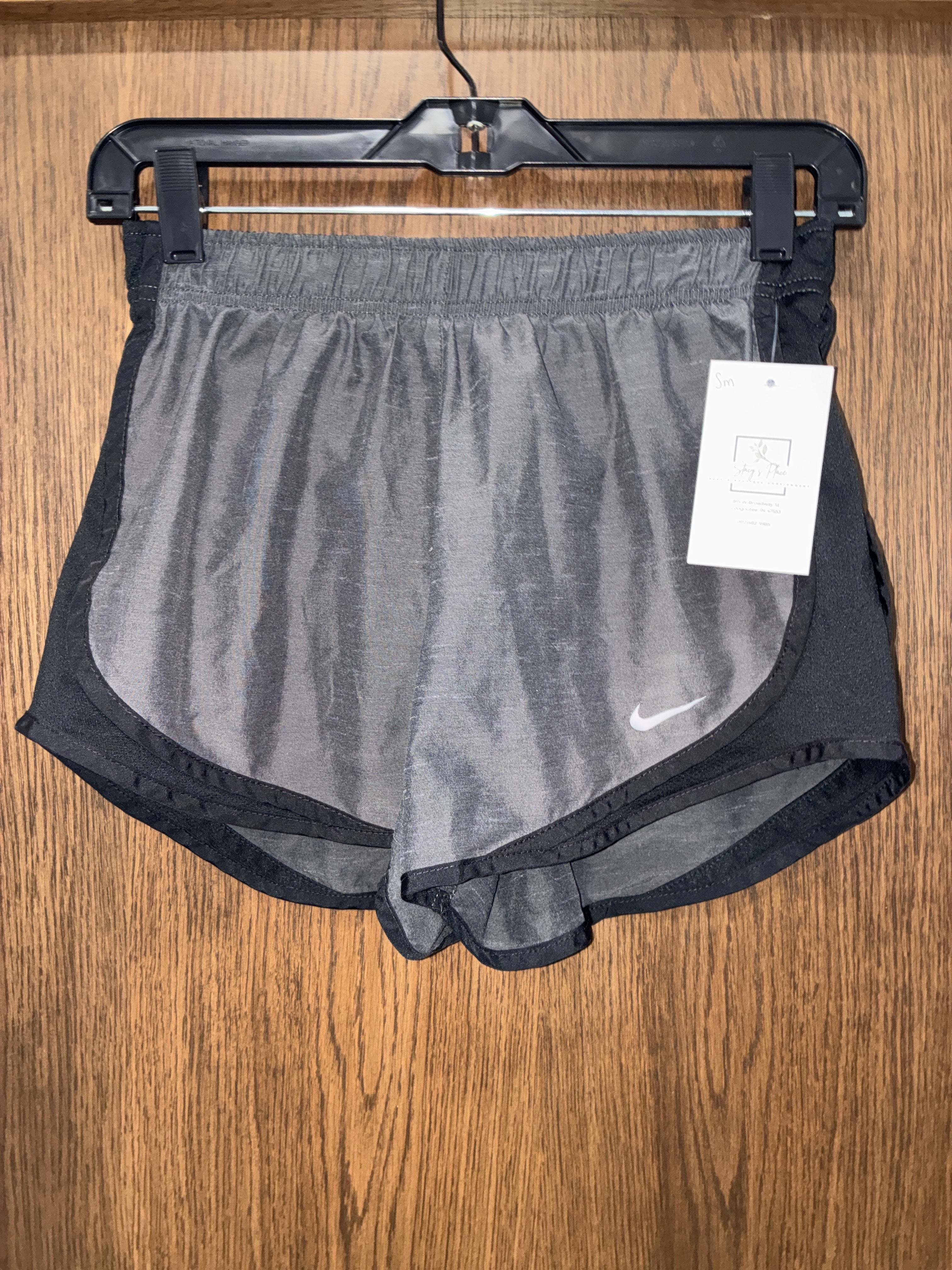 Women’s Nike Shorts Lined Size Small