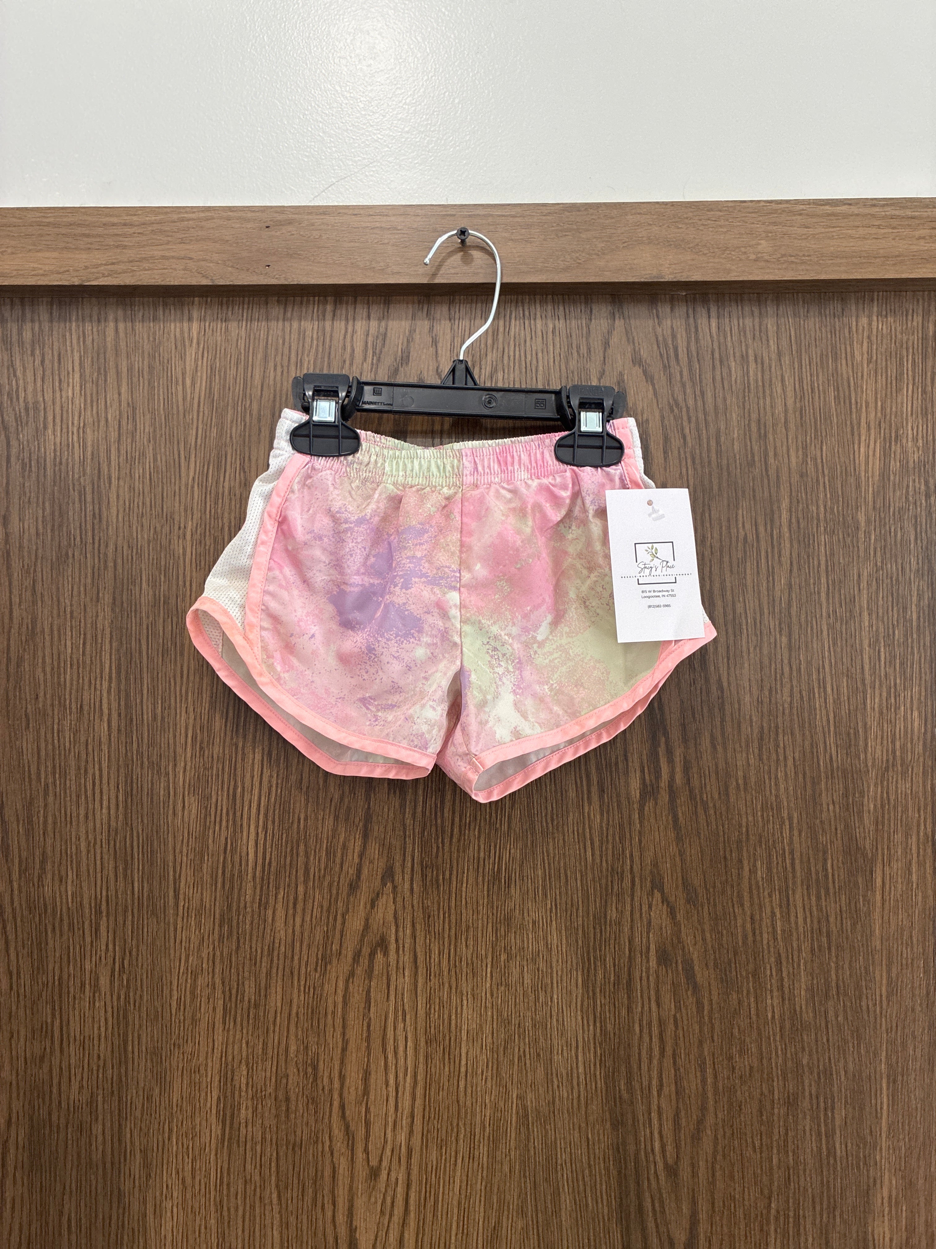 Little girls Nike lined shorts size 2T