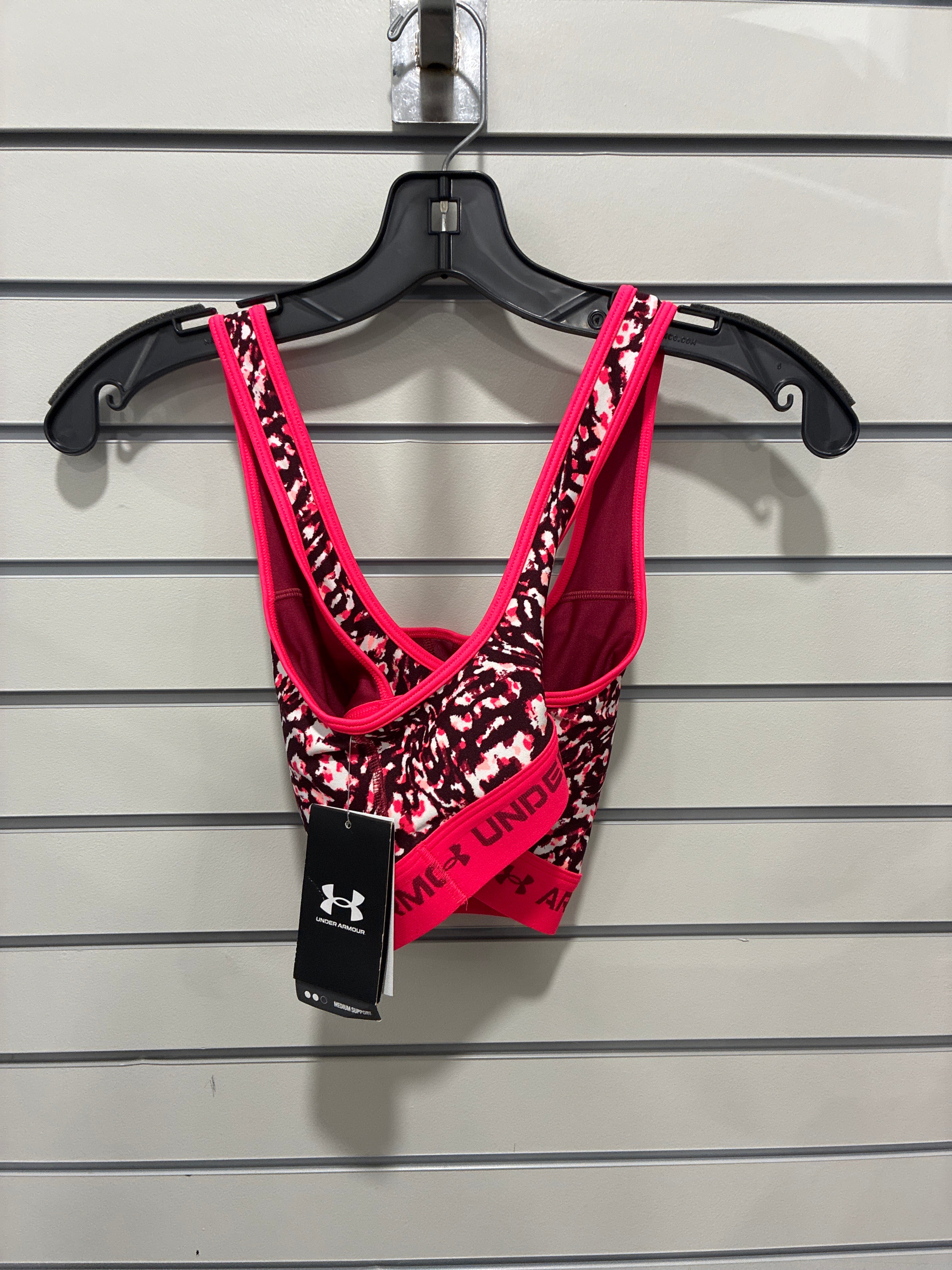Women’s Under Armour Padded Sports Bra NWT size medium