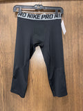 Boy’s Nike Pro Compression Leggings 3/4 Length size Youth Large