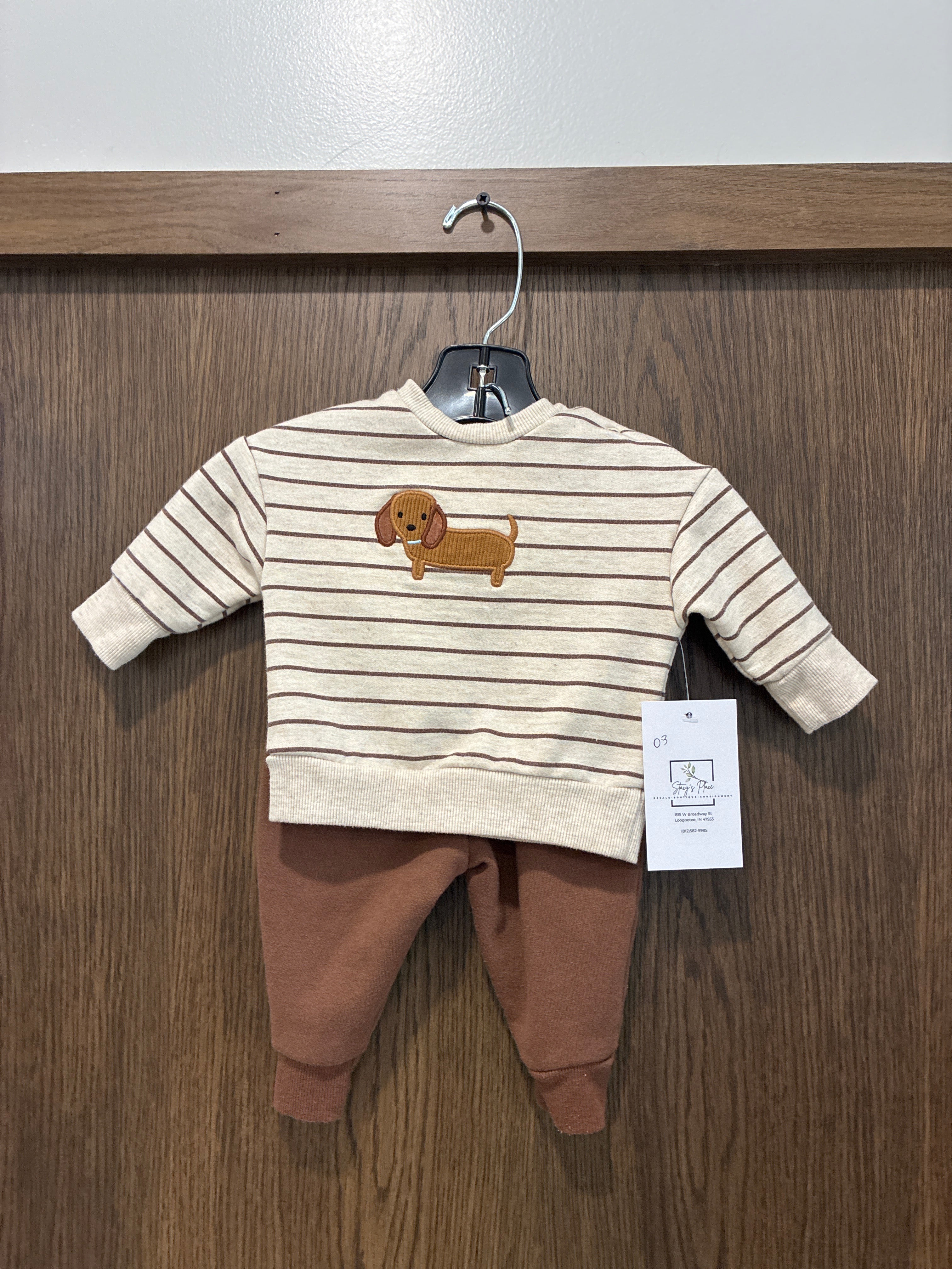 Baby Boys Rabbit Bear 2 piece Weiner Dog Crew & Jogger Set 0-3 months