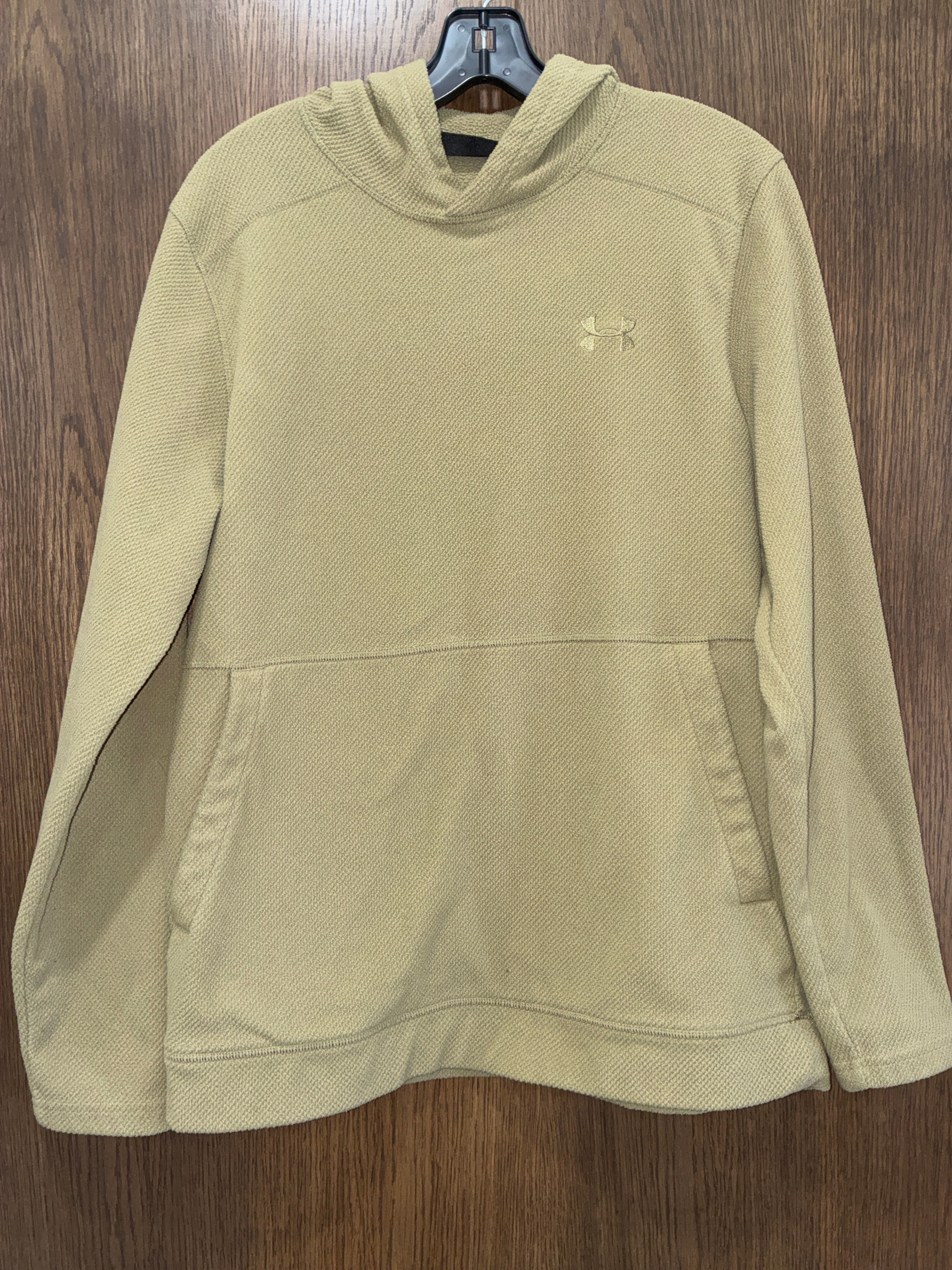 Men’s under Armour hoodie size medium